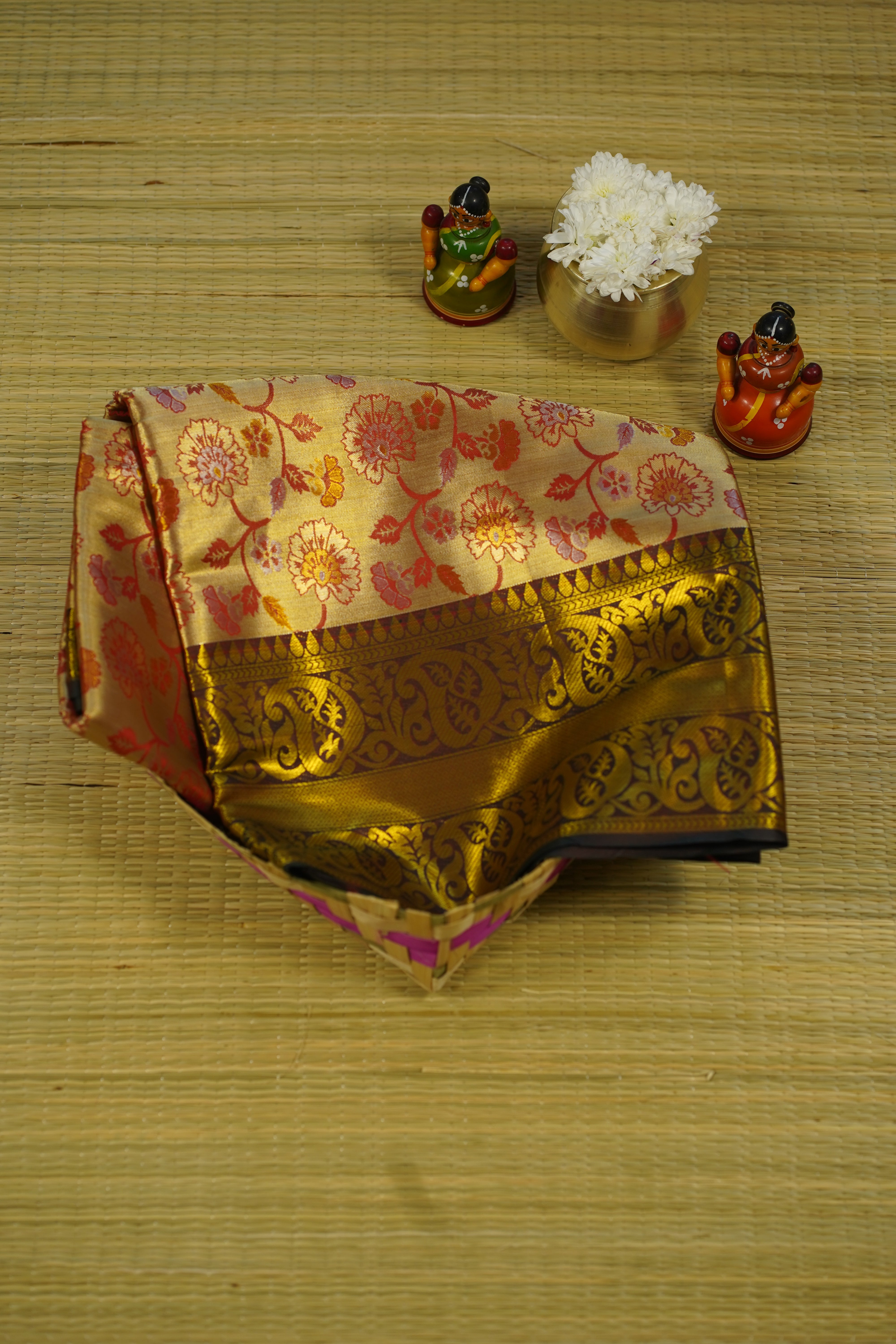 Chandana kanjivaram silk saree laaki