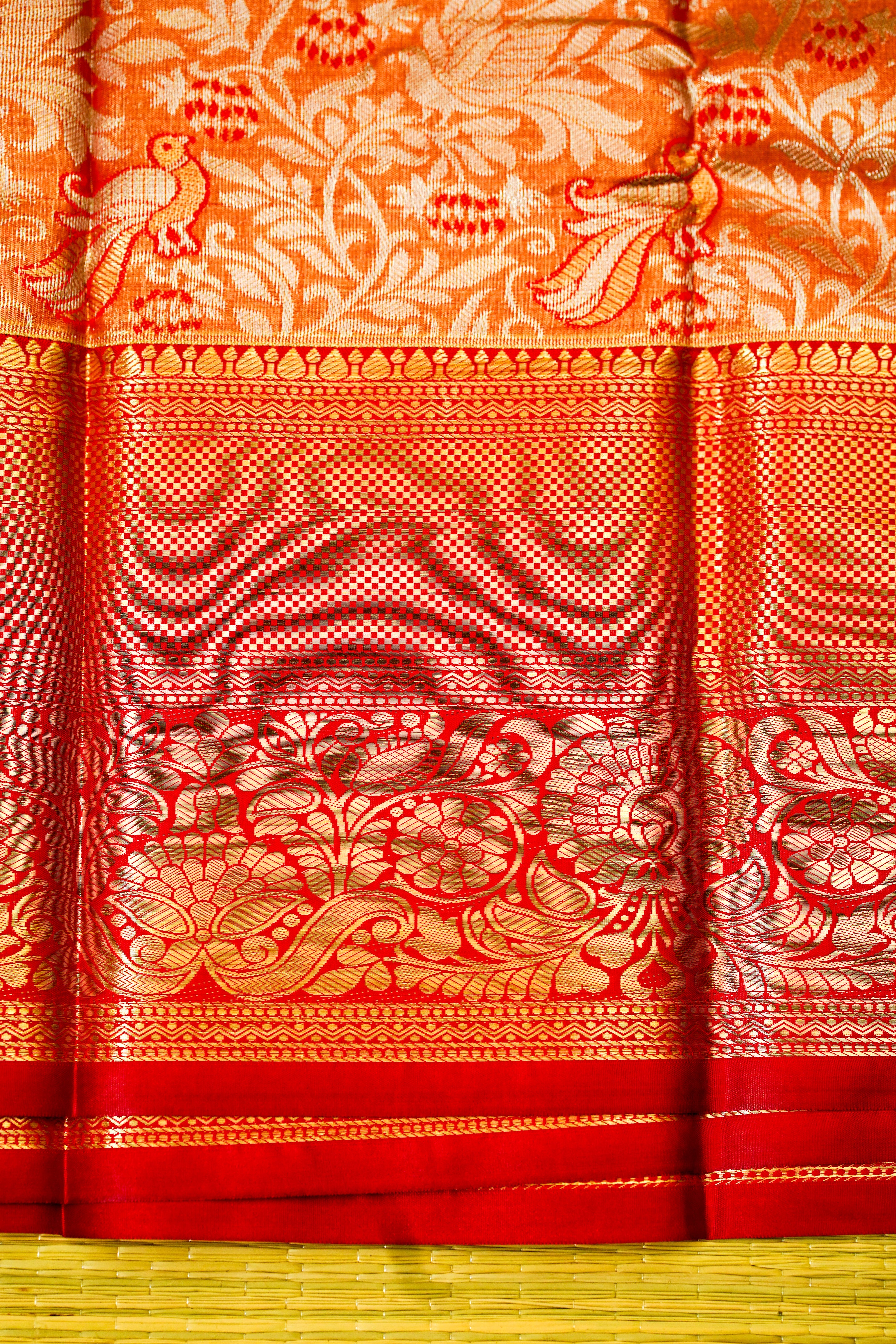 Gowri Semi Pattu Saree laaki