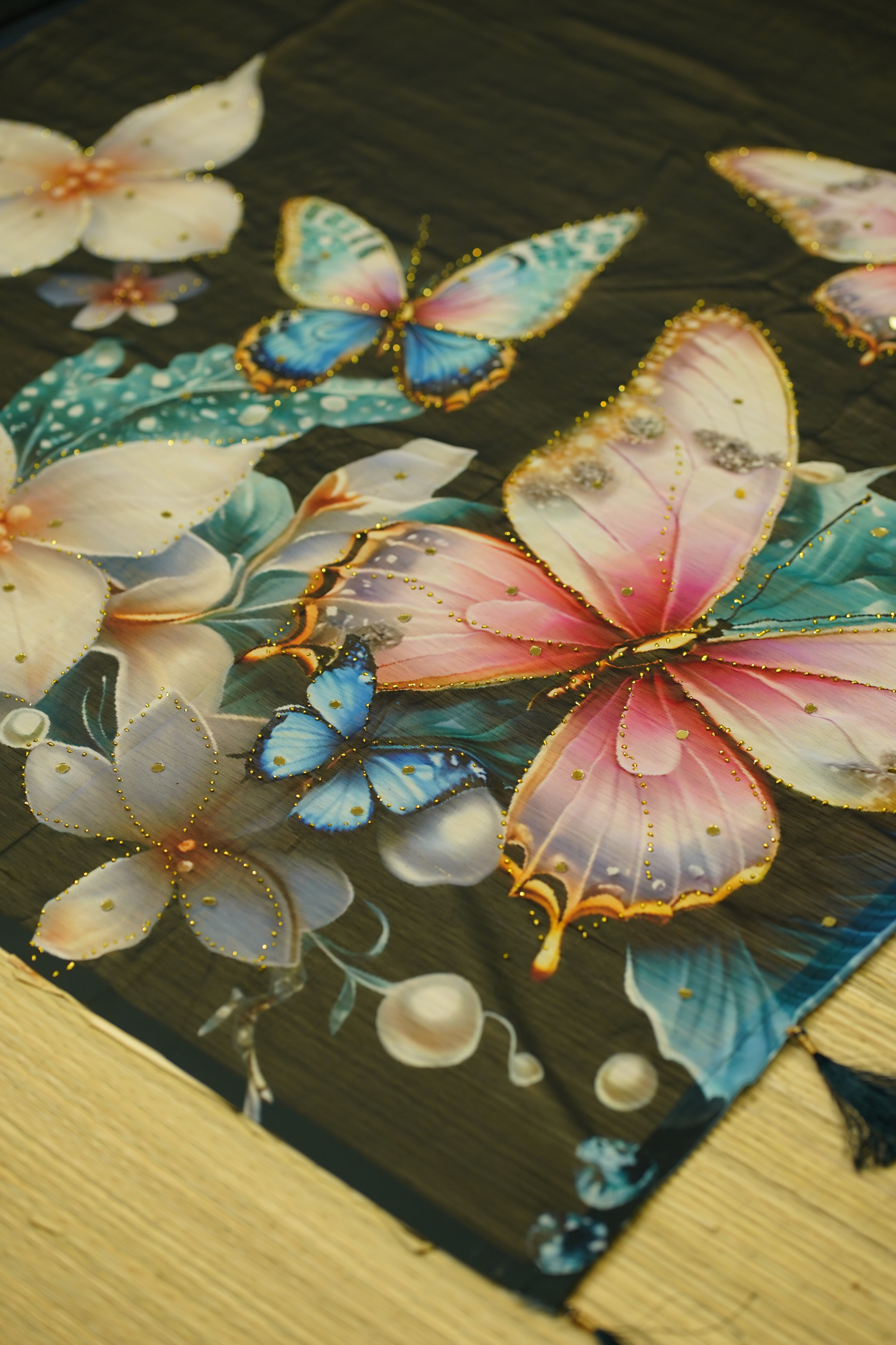 raaji green saree laaki