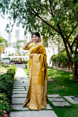 Anantha Banarasi Silk Saree laaki