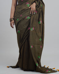 BINDU MEHANDI KHADI
