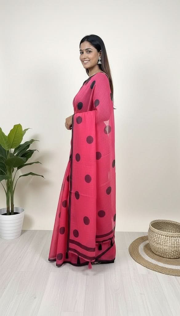 Riya Lenin Saree laaki