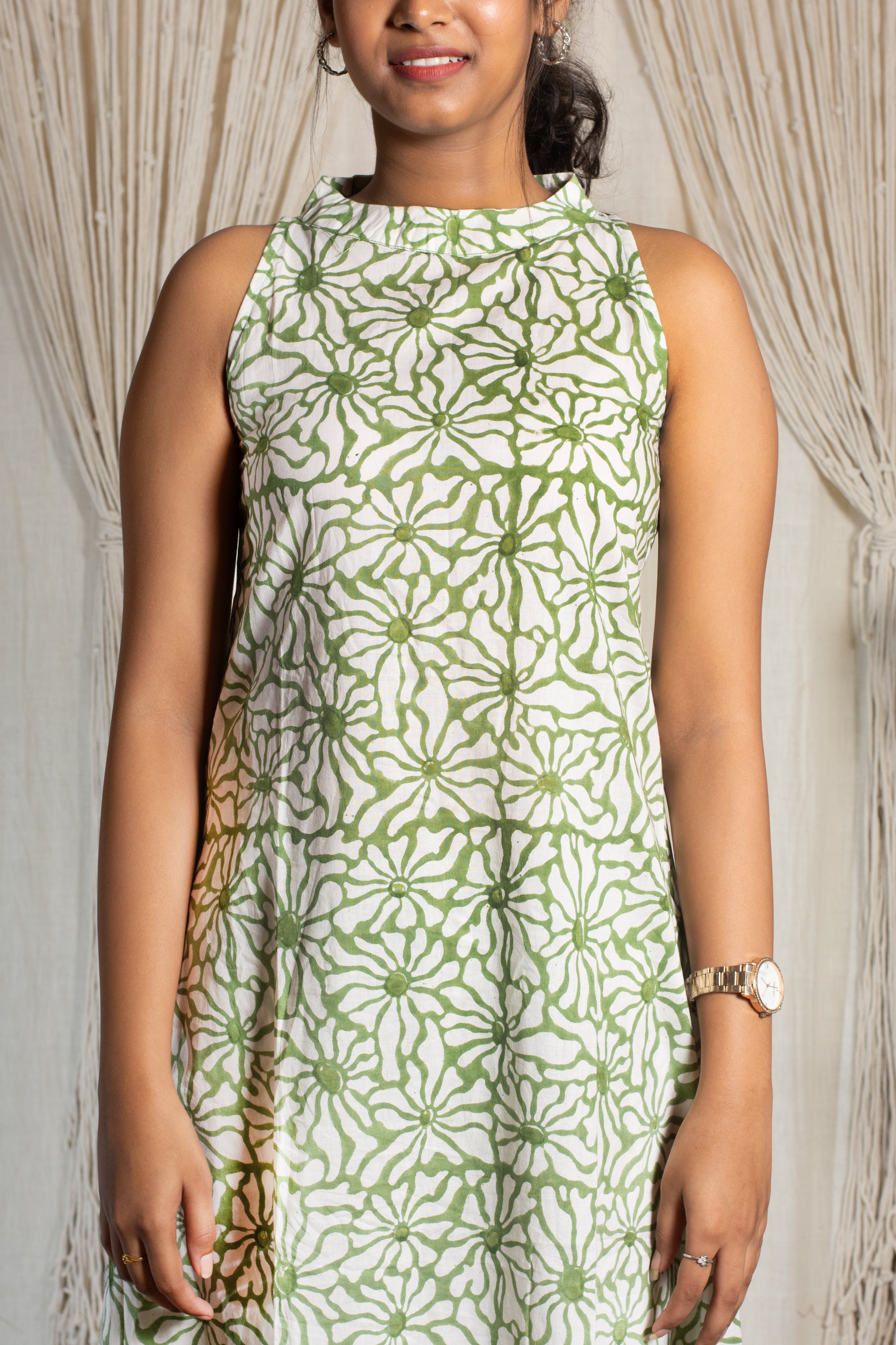 Anushka Handblock Cotton Halter Kurti & Pant Set laaki