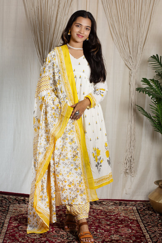 Bhumi Anarkali Suit Set laaki