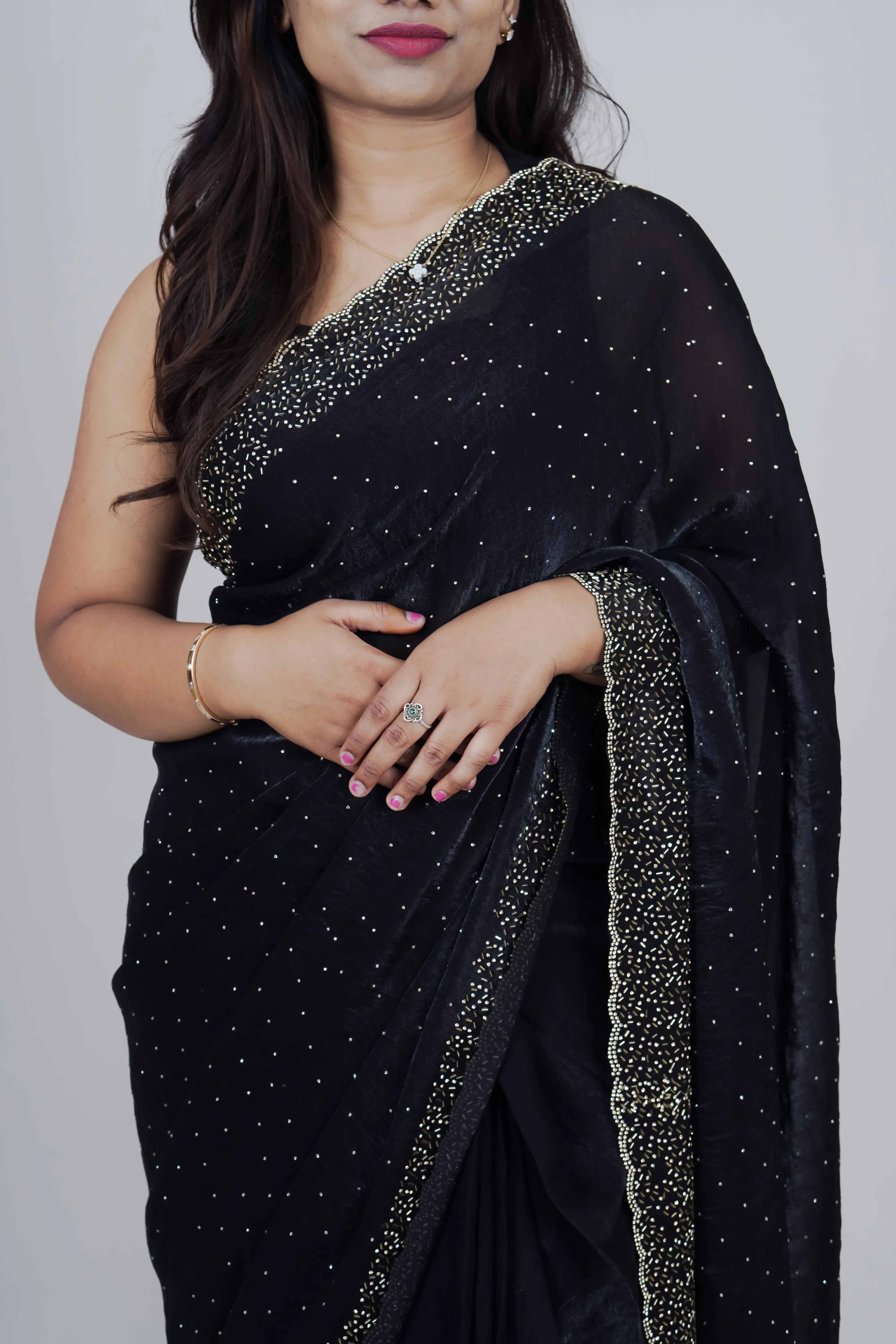 Vaidehi 1 Min Saree