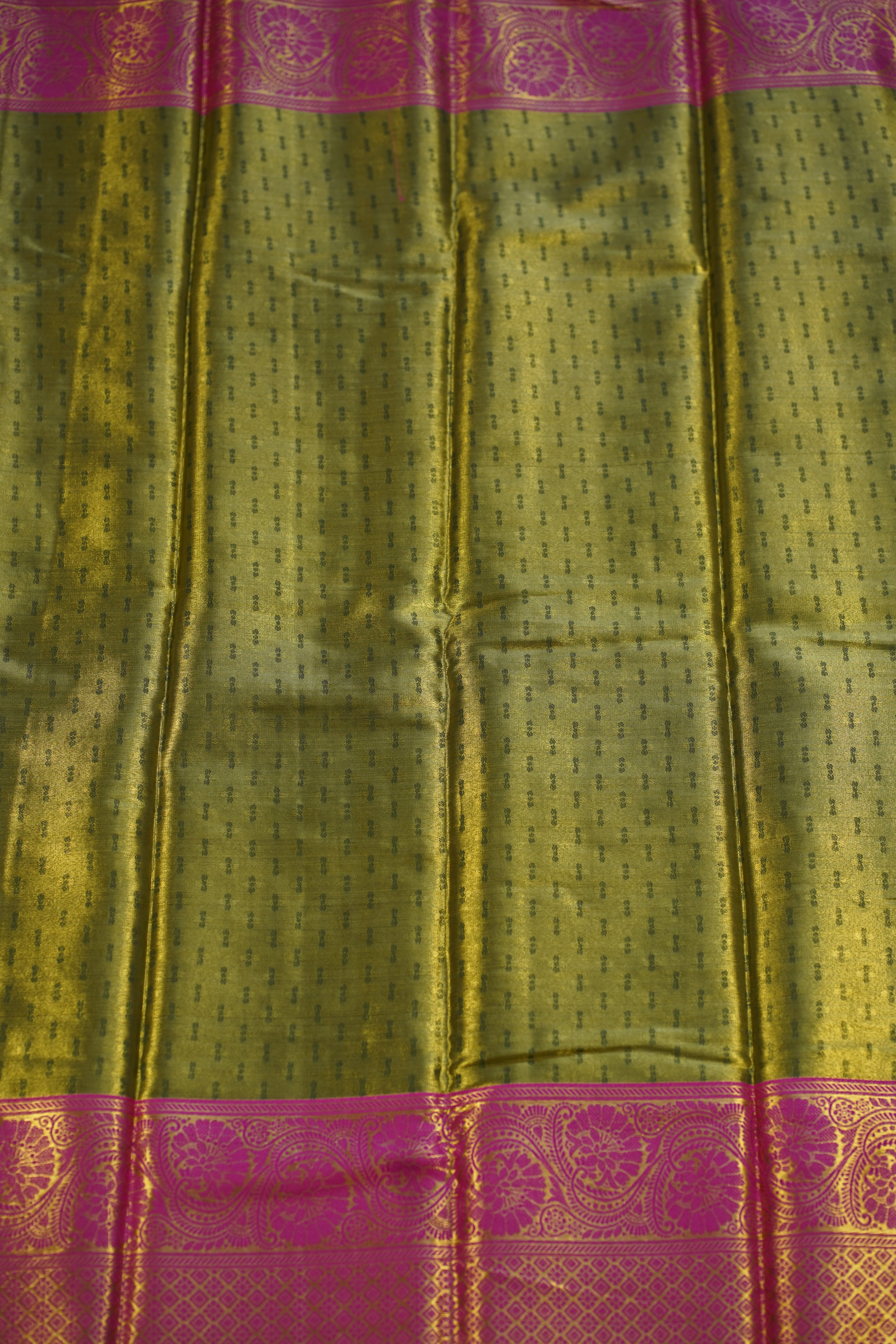 Mallika Dharmavaram pattu saree laaki