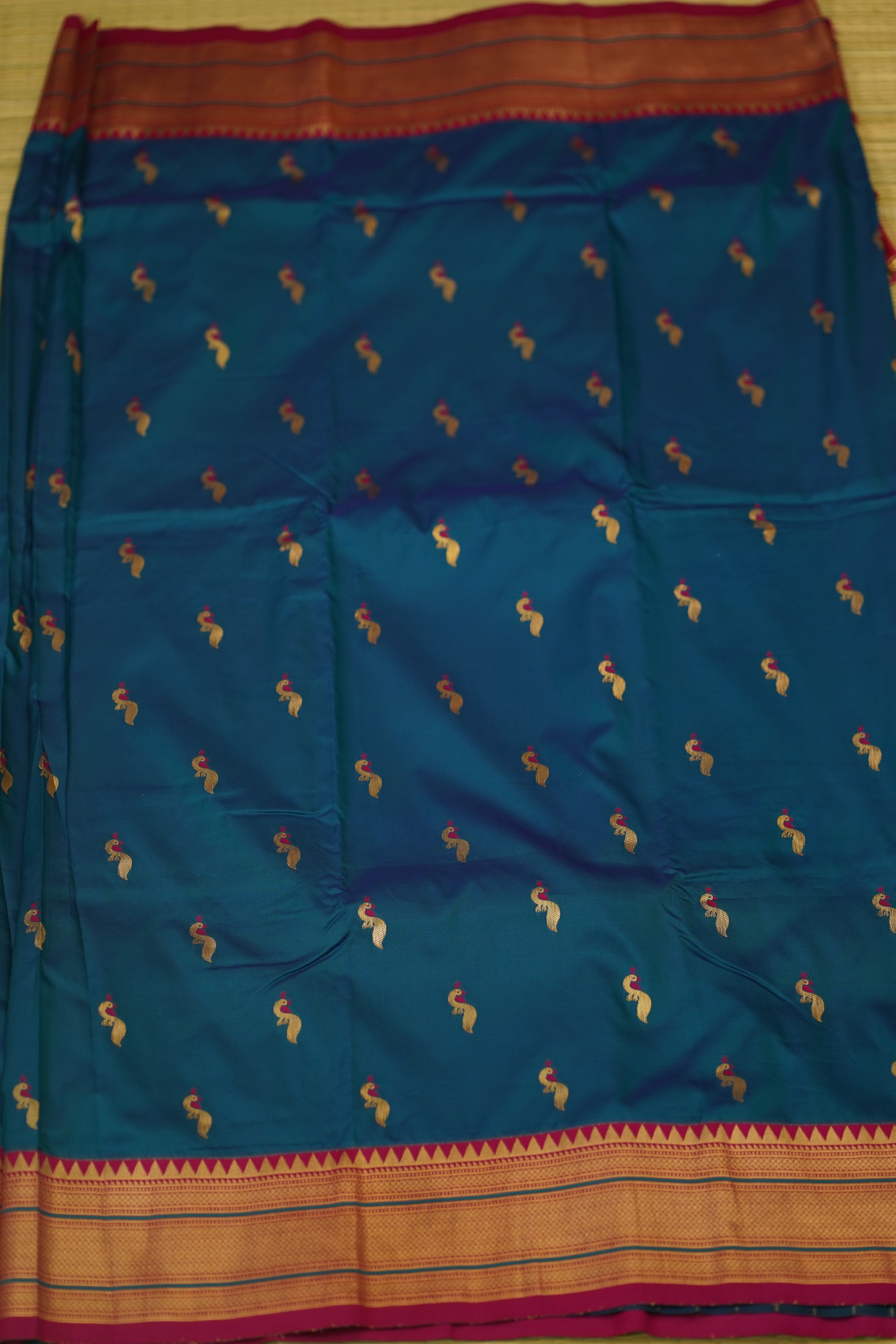 sarika pythani saree laaki