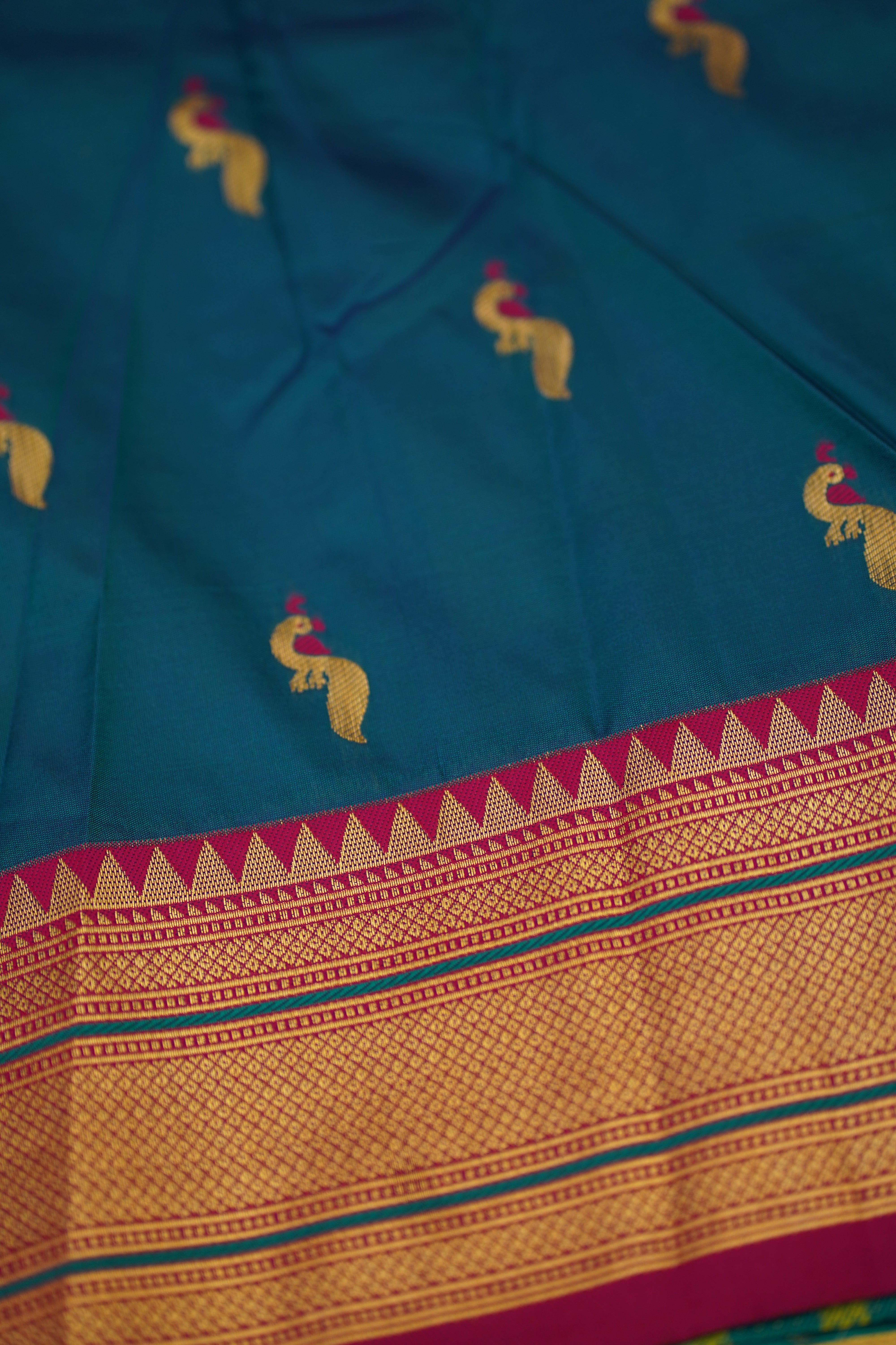 sarika pythani saree laaki