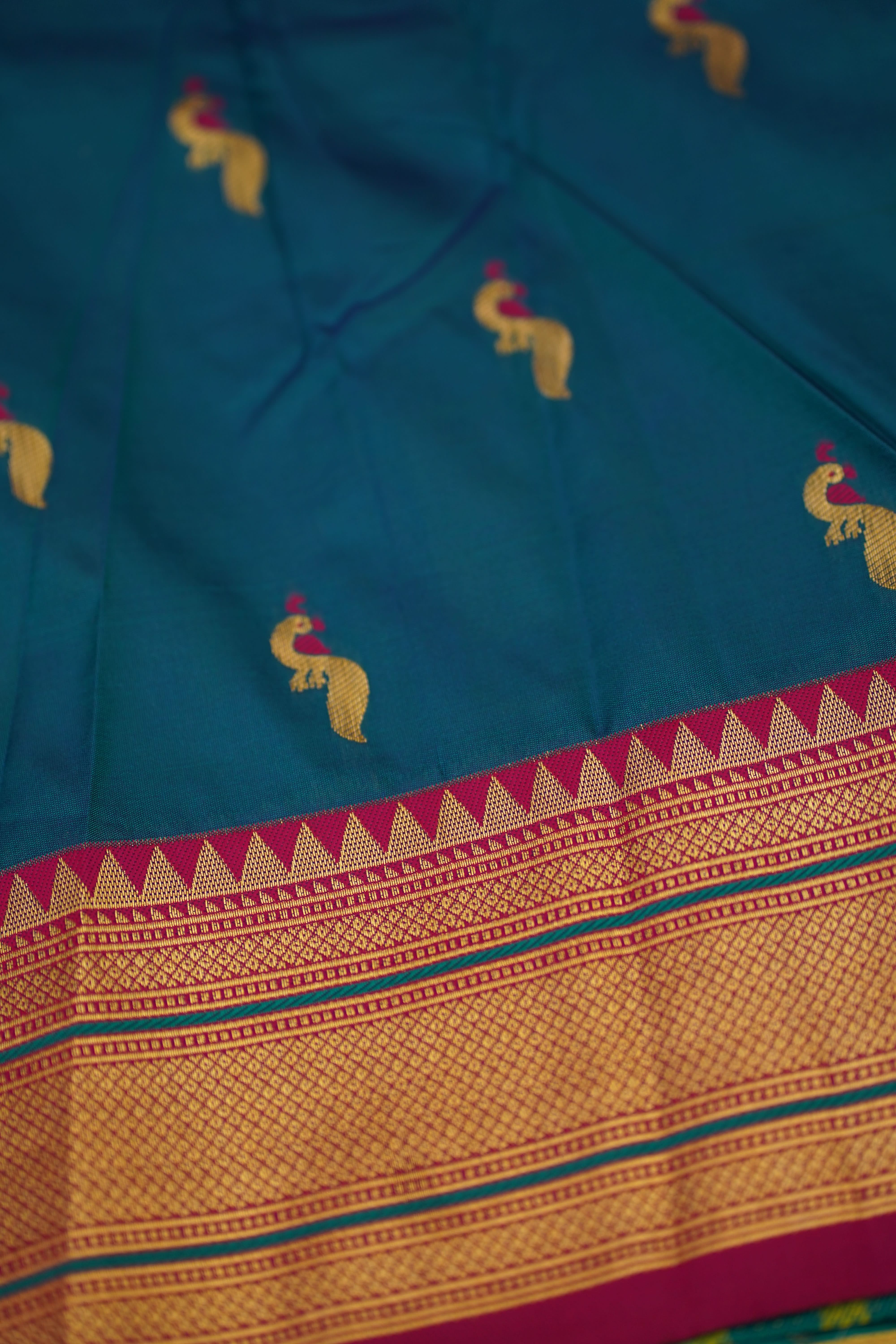 sarika pythani saree laaki