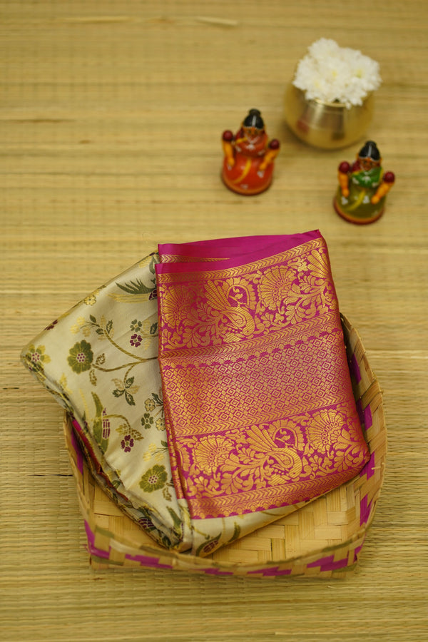 Monisha Dharmavaram Pattu Saree
