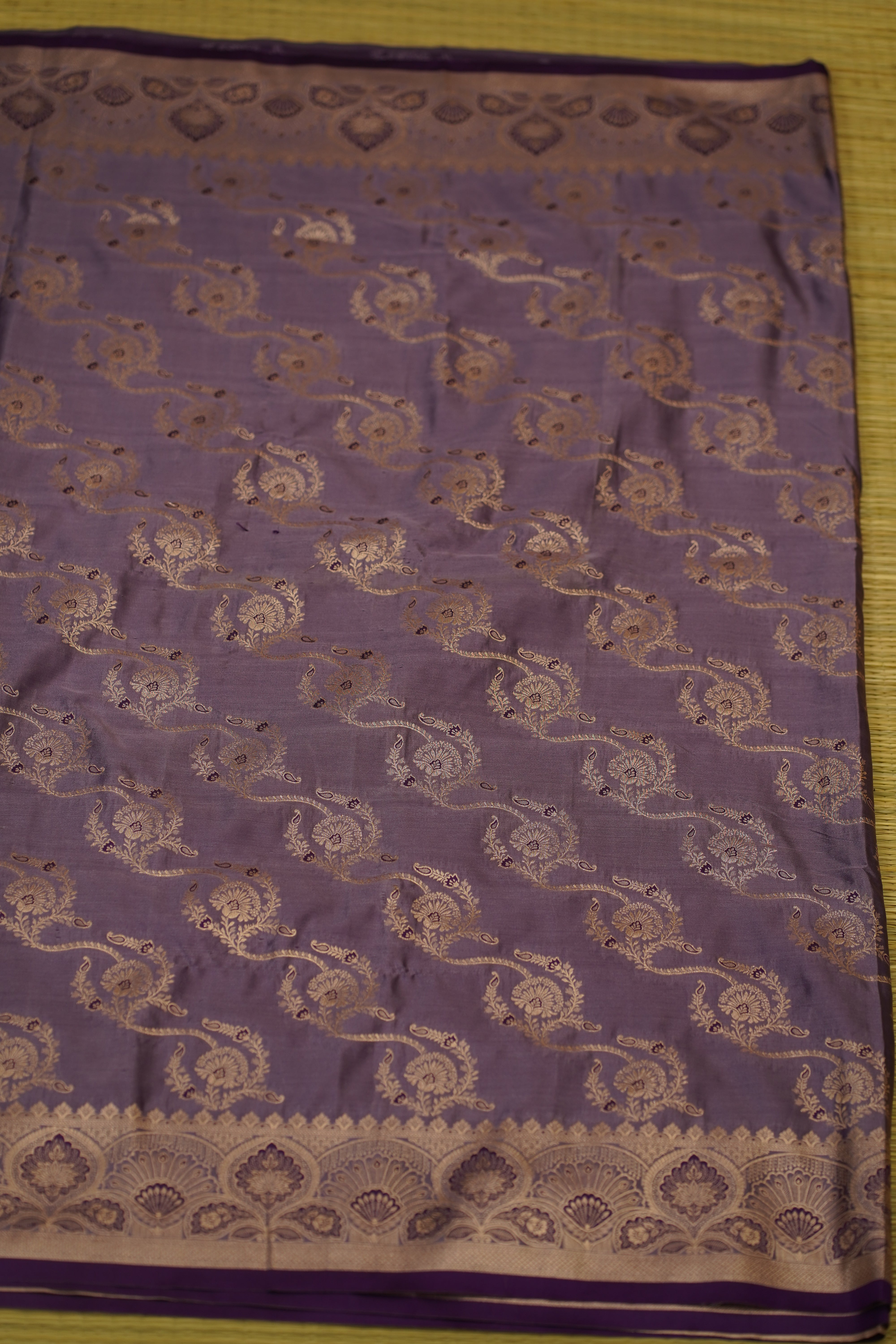 Manisha Banarasi Silk Saree laaki