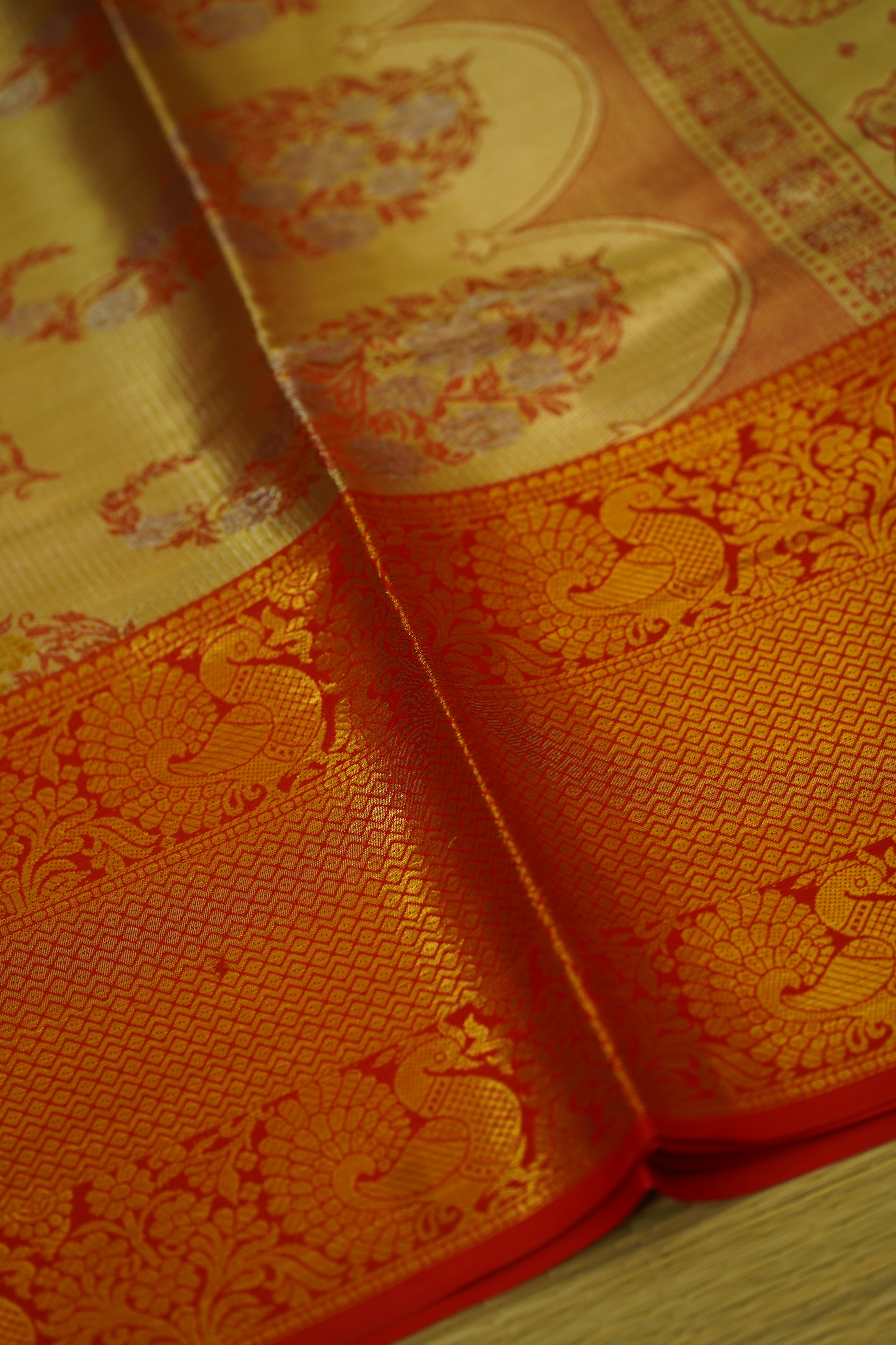 MALINI KANJIVARAM laaki