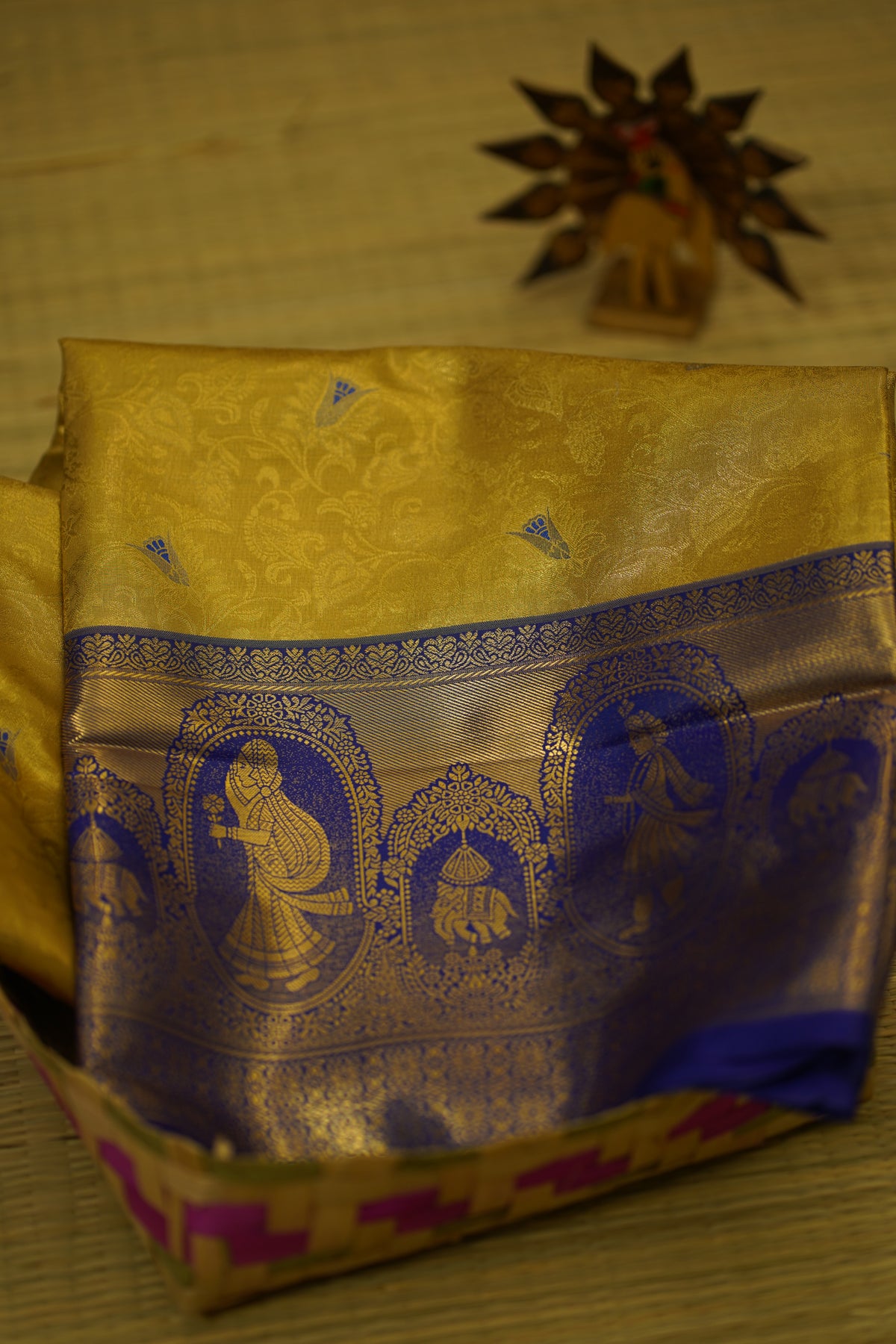 ASHVIKA BANARASI SILK SAREE