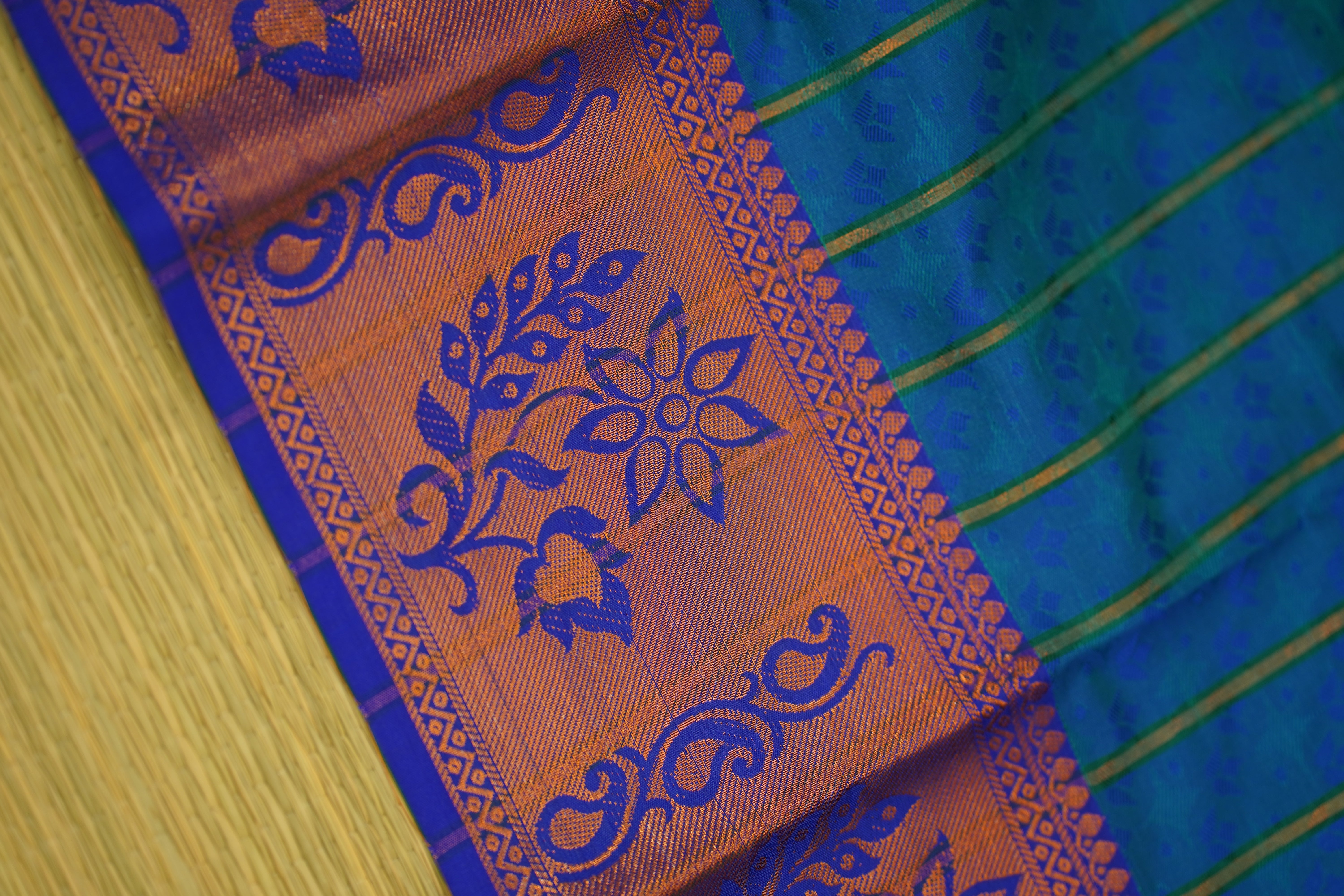 Seetha Soft Silk Saree laaki