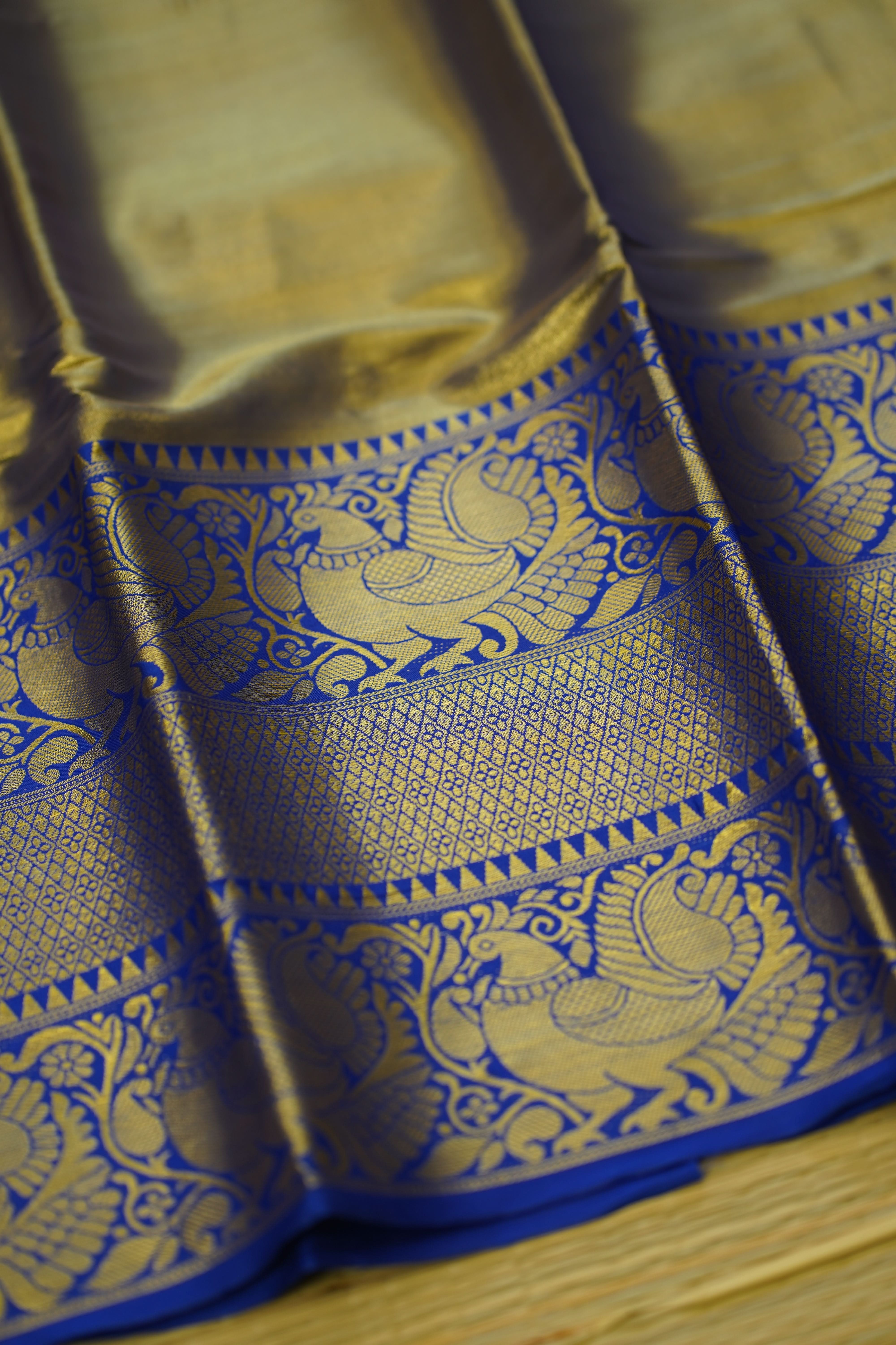Rekha Soft Tissue Silk Saree