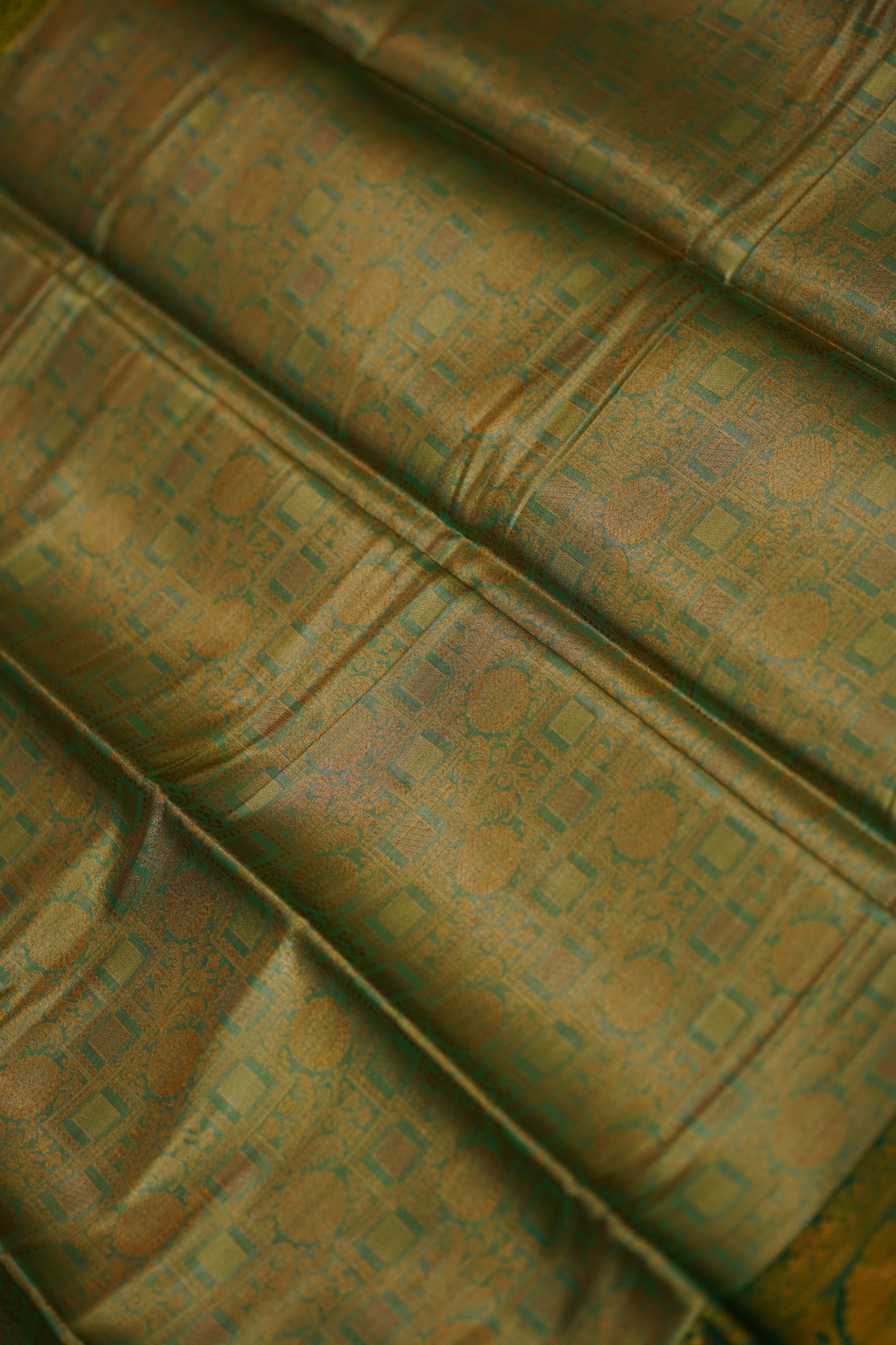 Tara Dharmavaram Silk Saree laaki