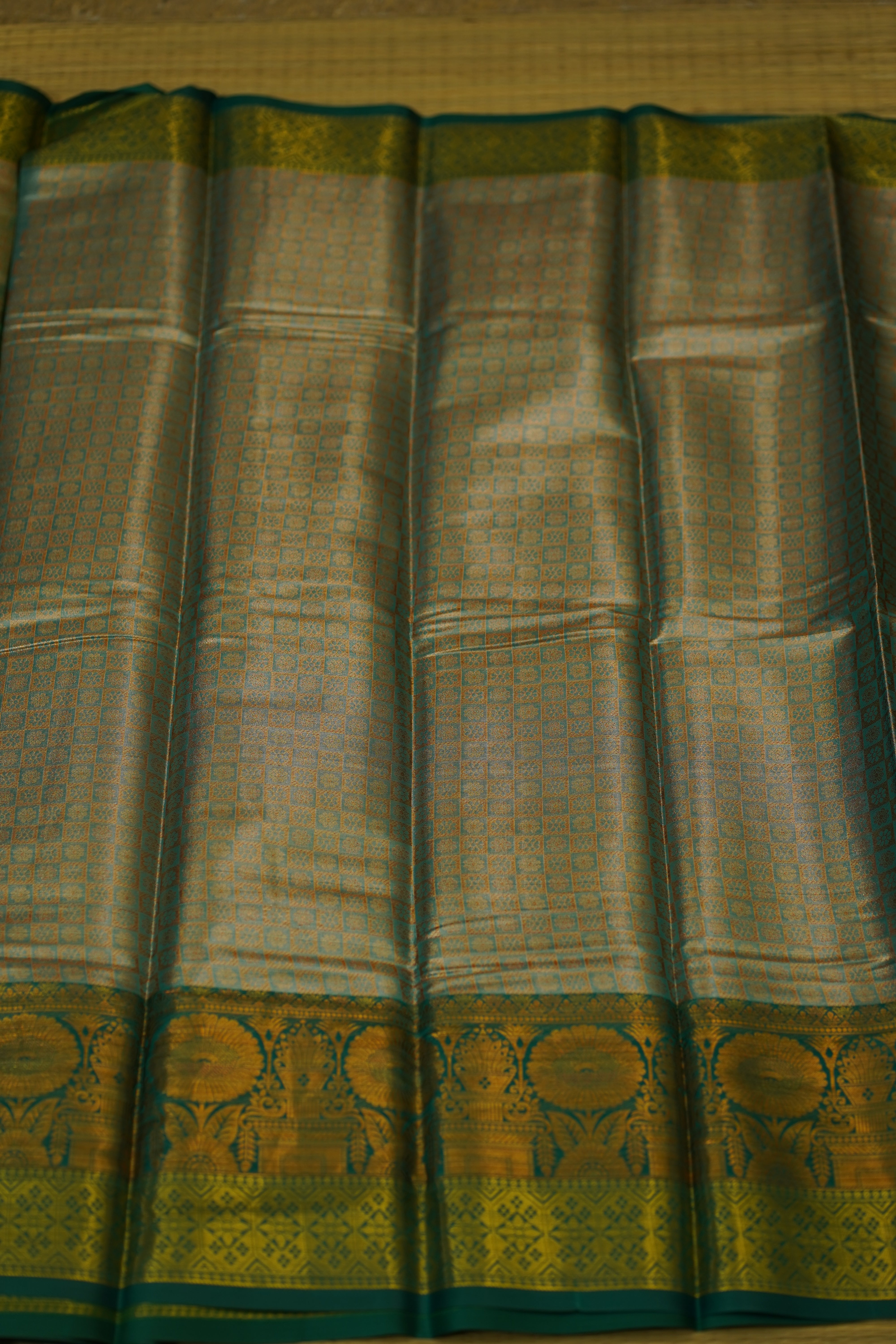 Tara Dharmavaram Silk Saree laaki