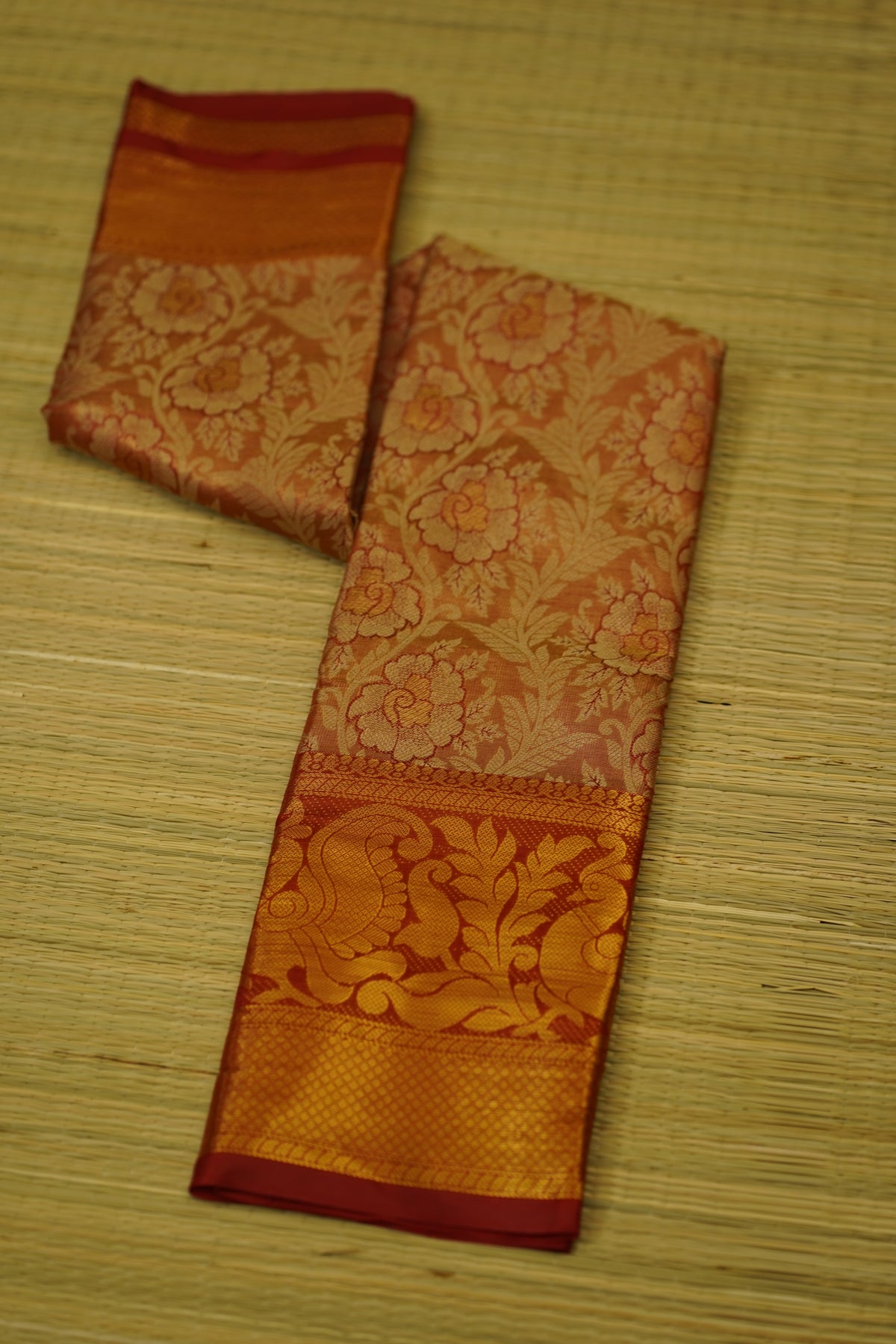 Jeshika Semi Soft Silk Saree laaki