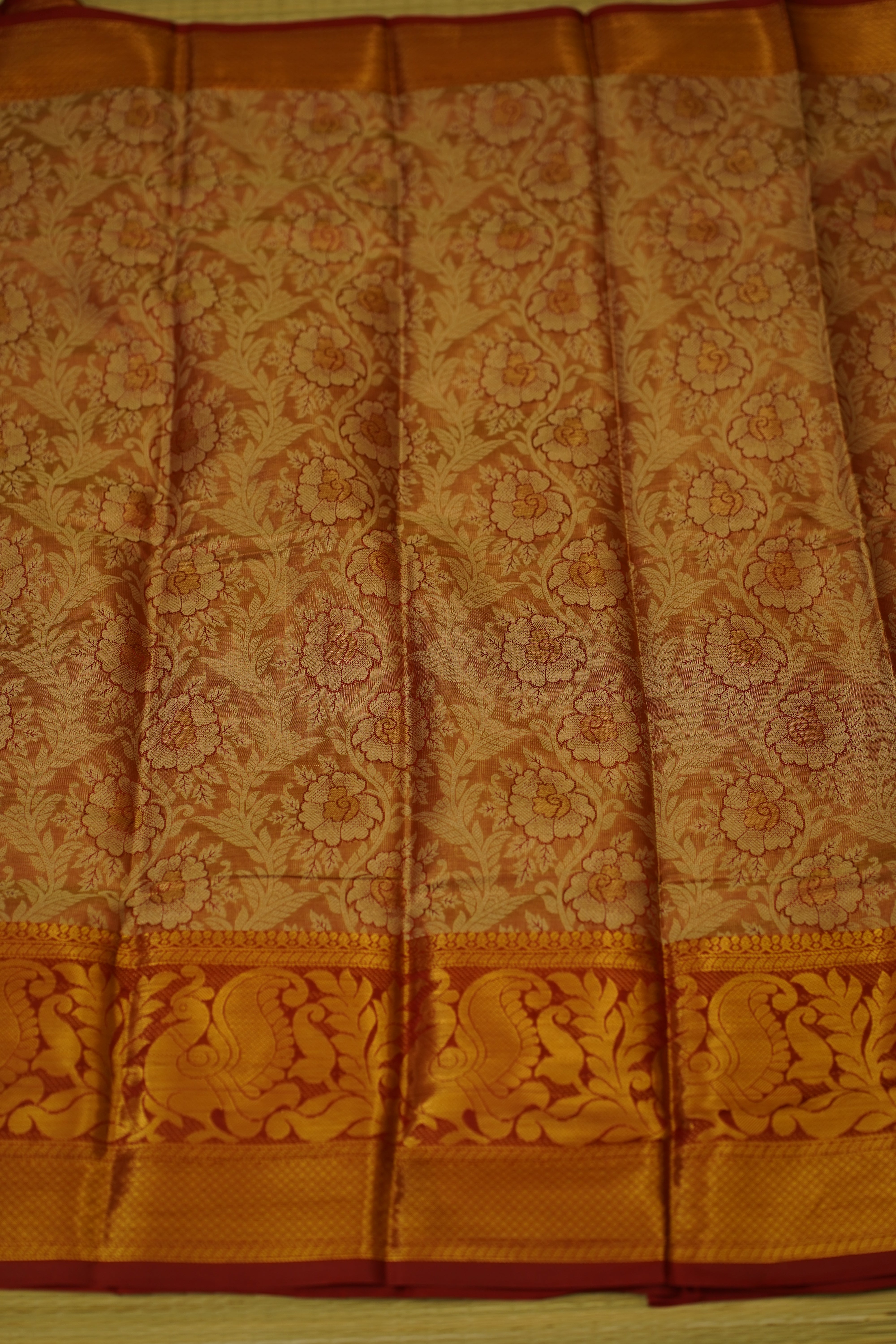 Jeshika Semi Soft Silk Saree laaki