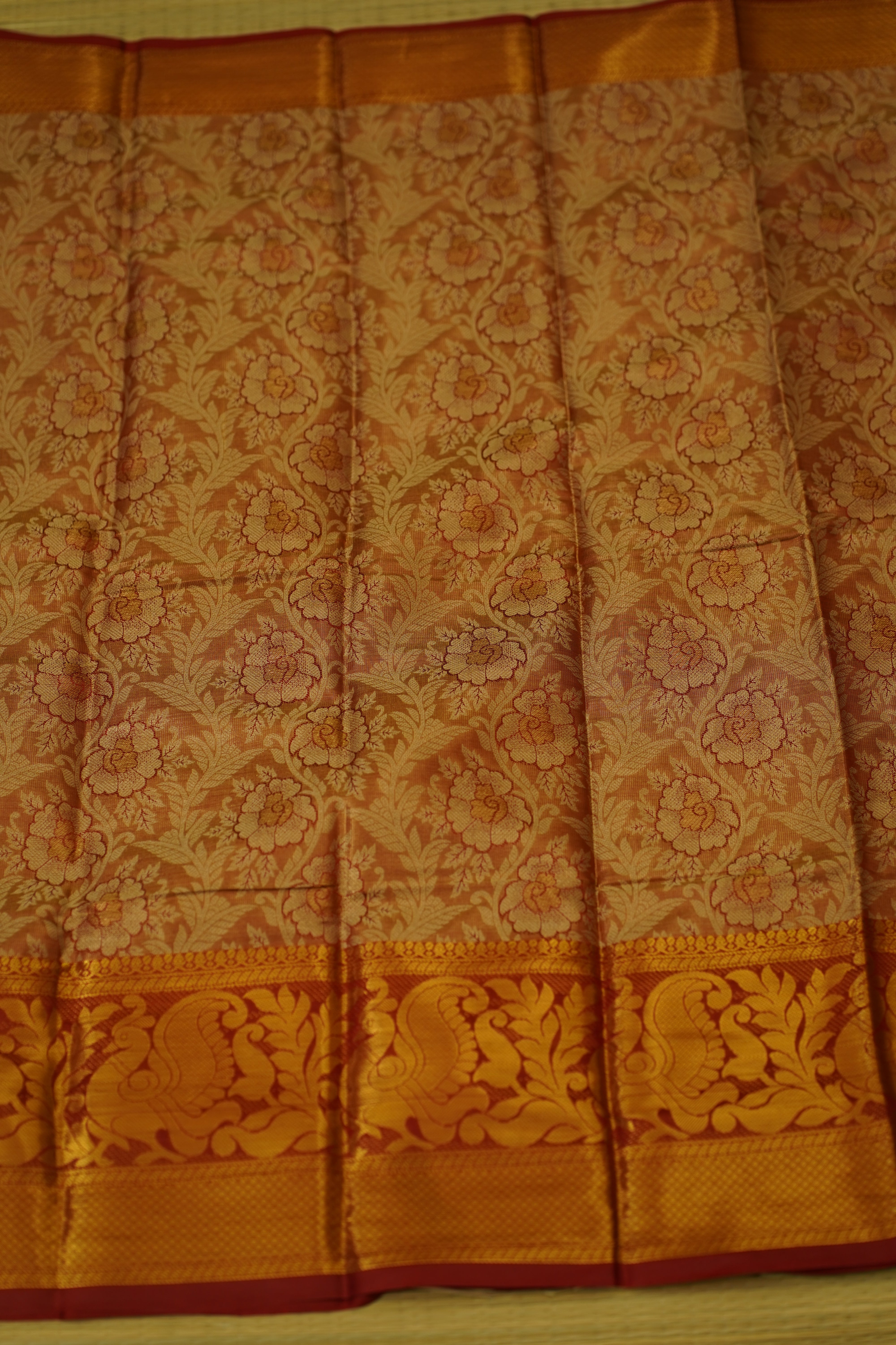 Jeshika Semi Soft Silk Saree laaki