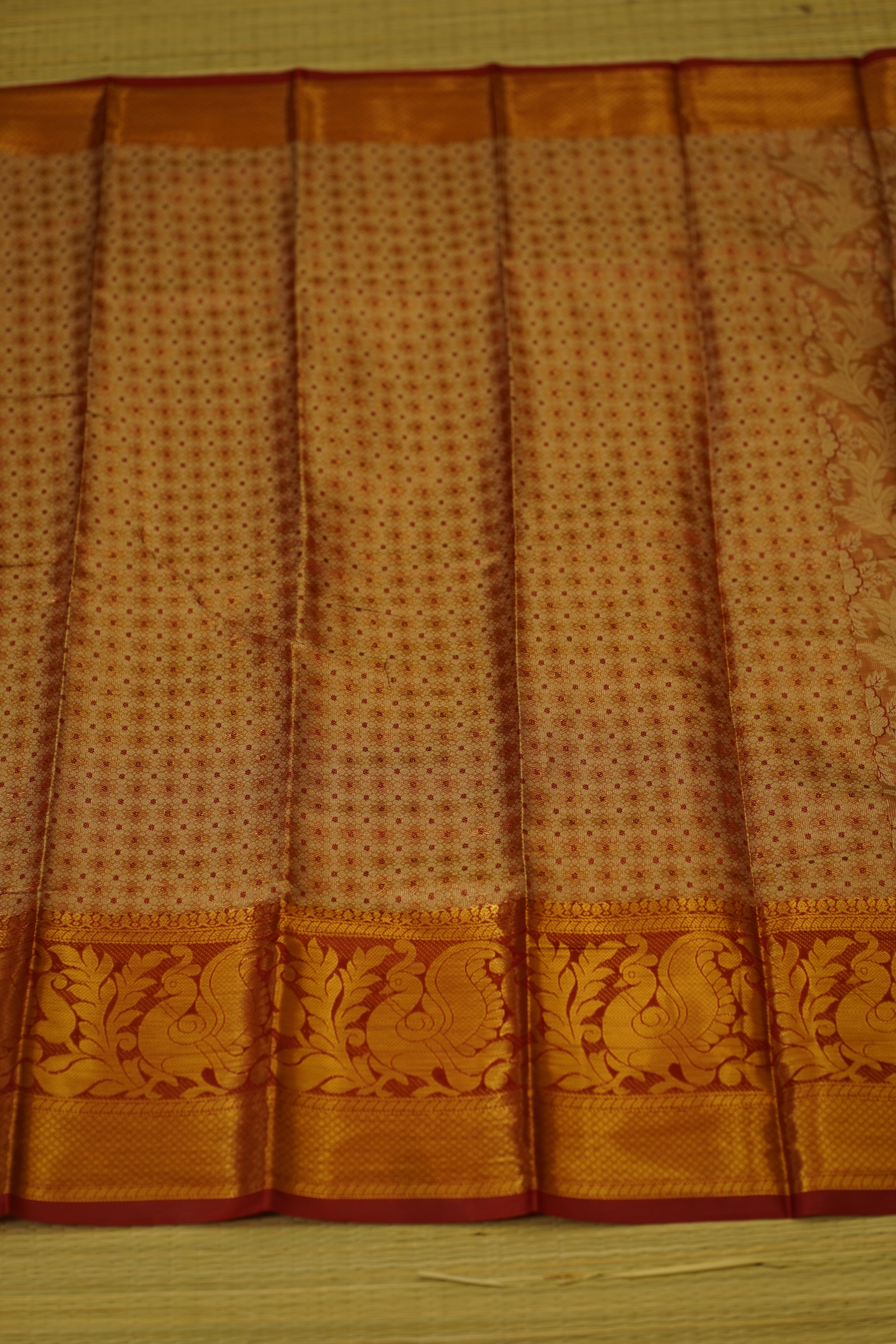 Jeshika Semi Soft Silk Saree laaki