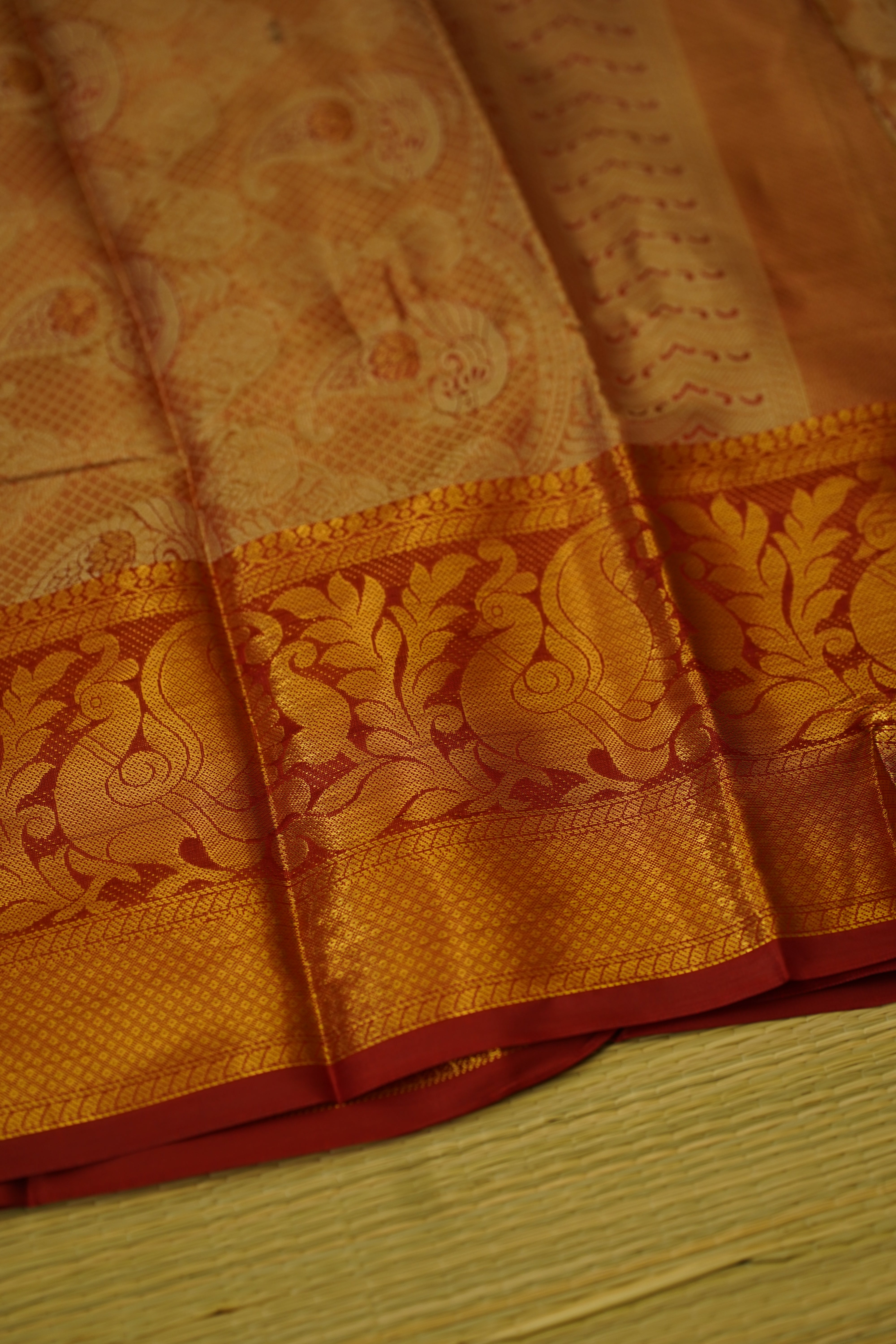 Jeshika Semi Soft Silk Saree laaki