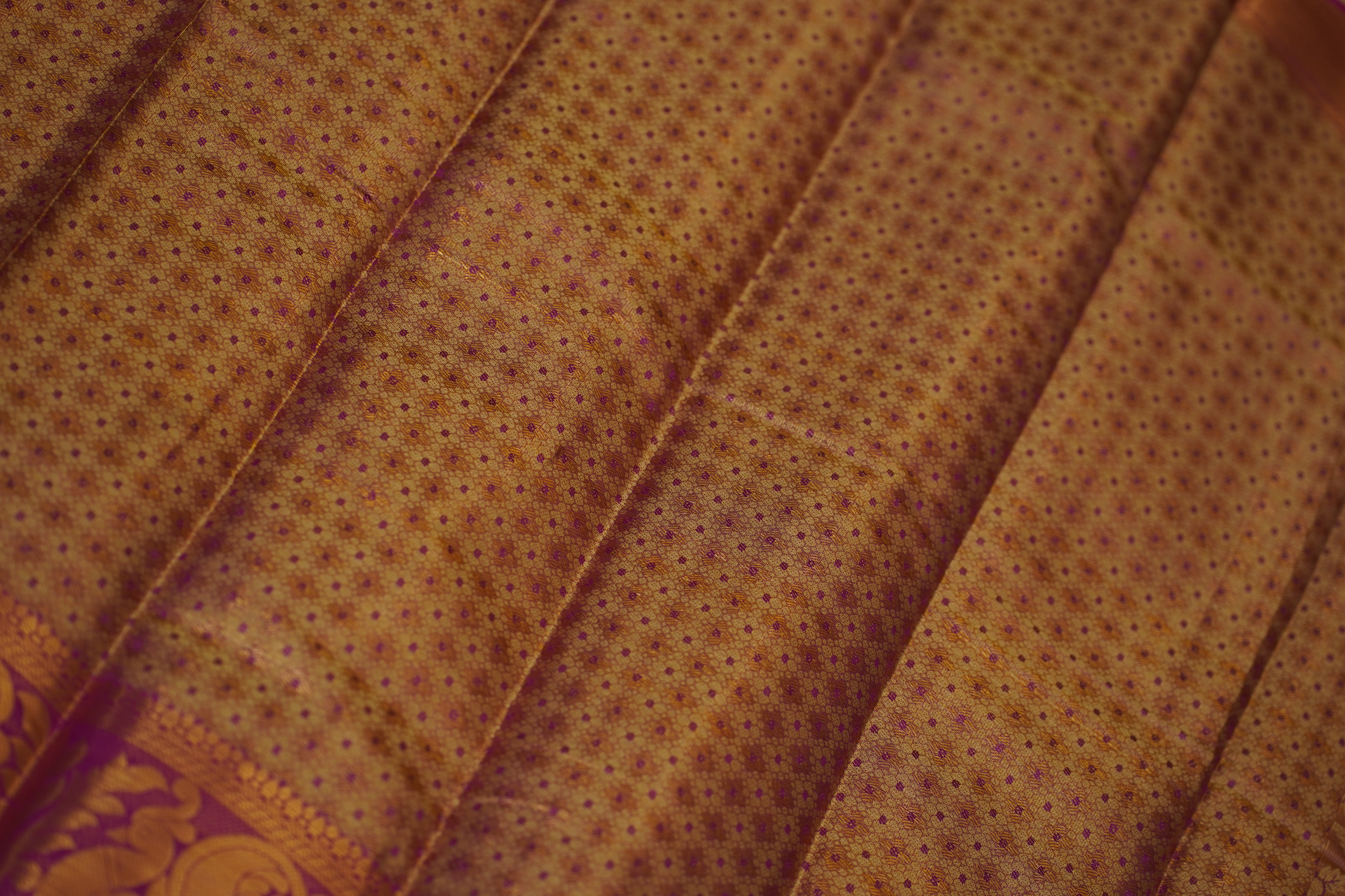 Yashi Semi Soft Silk Saree laaki