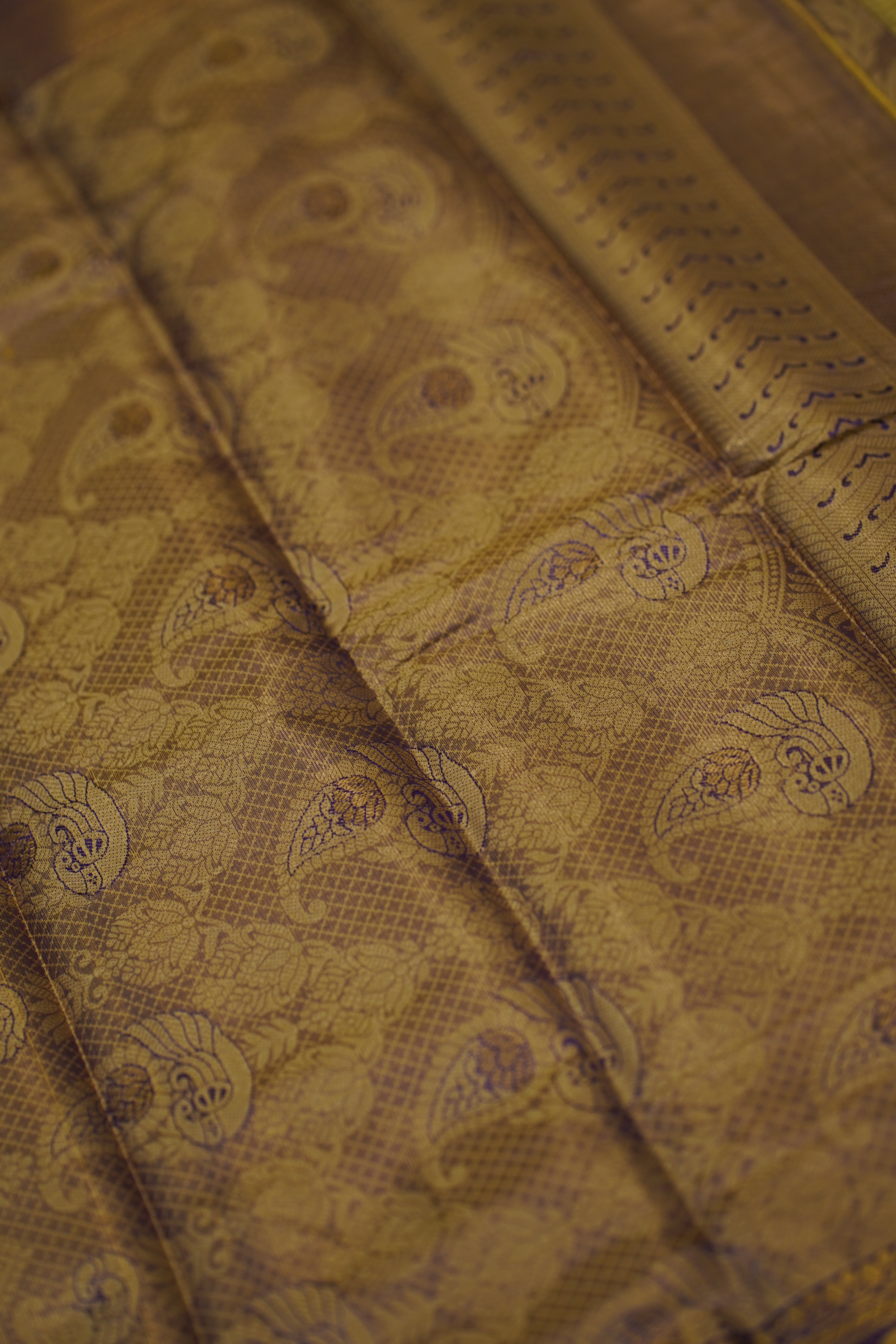 Rishika semi soft silk saree laaki