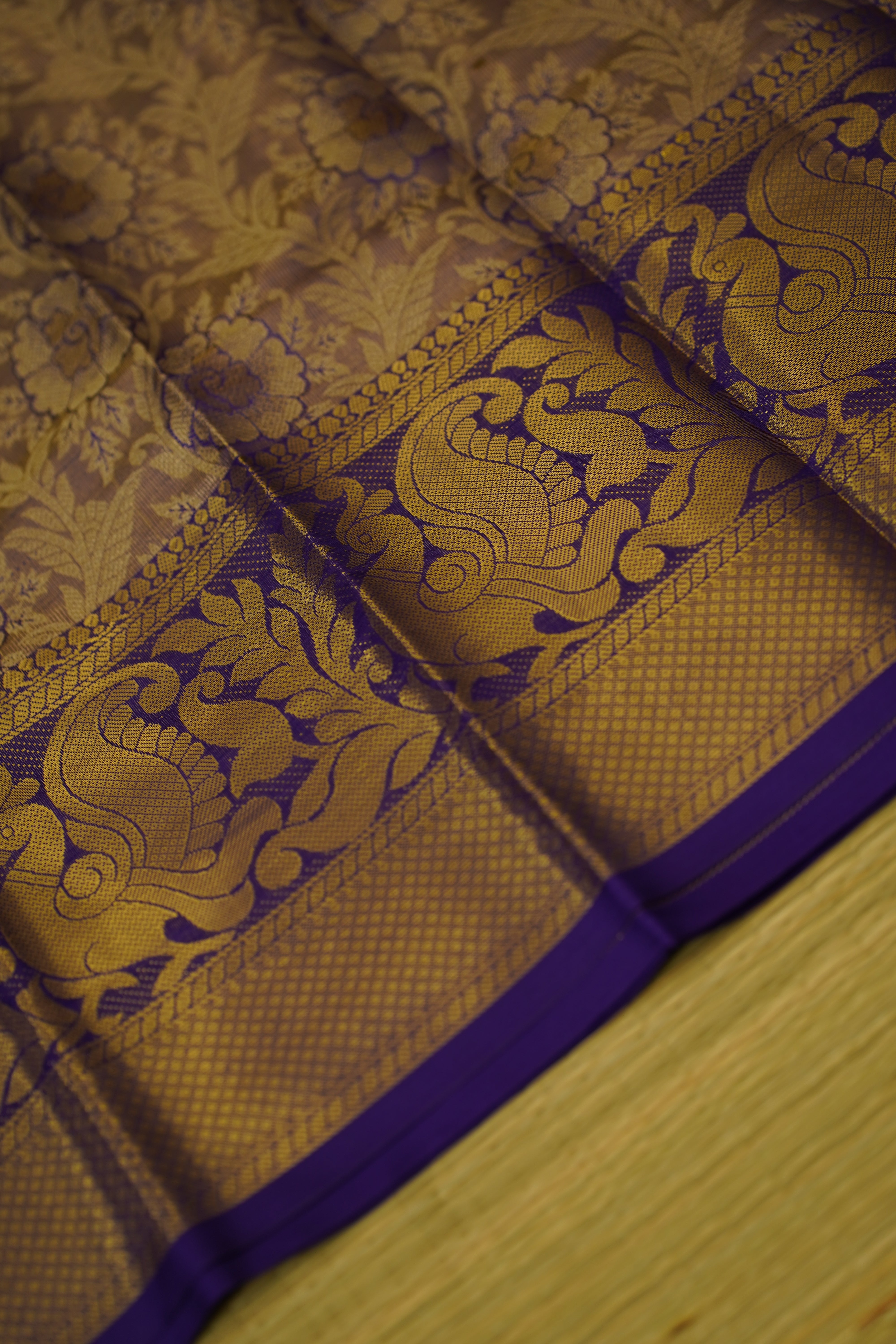 Rishika semi soft silk saree laaki