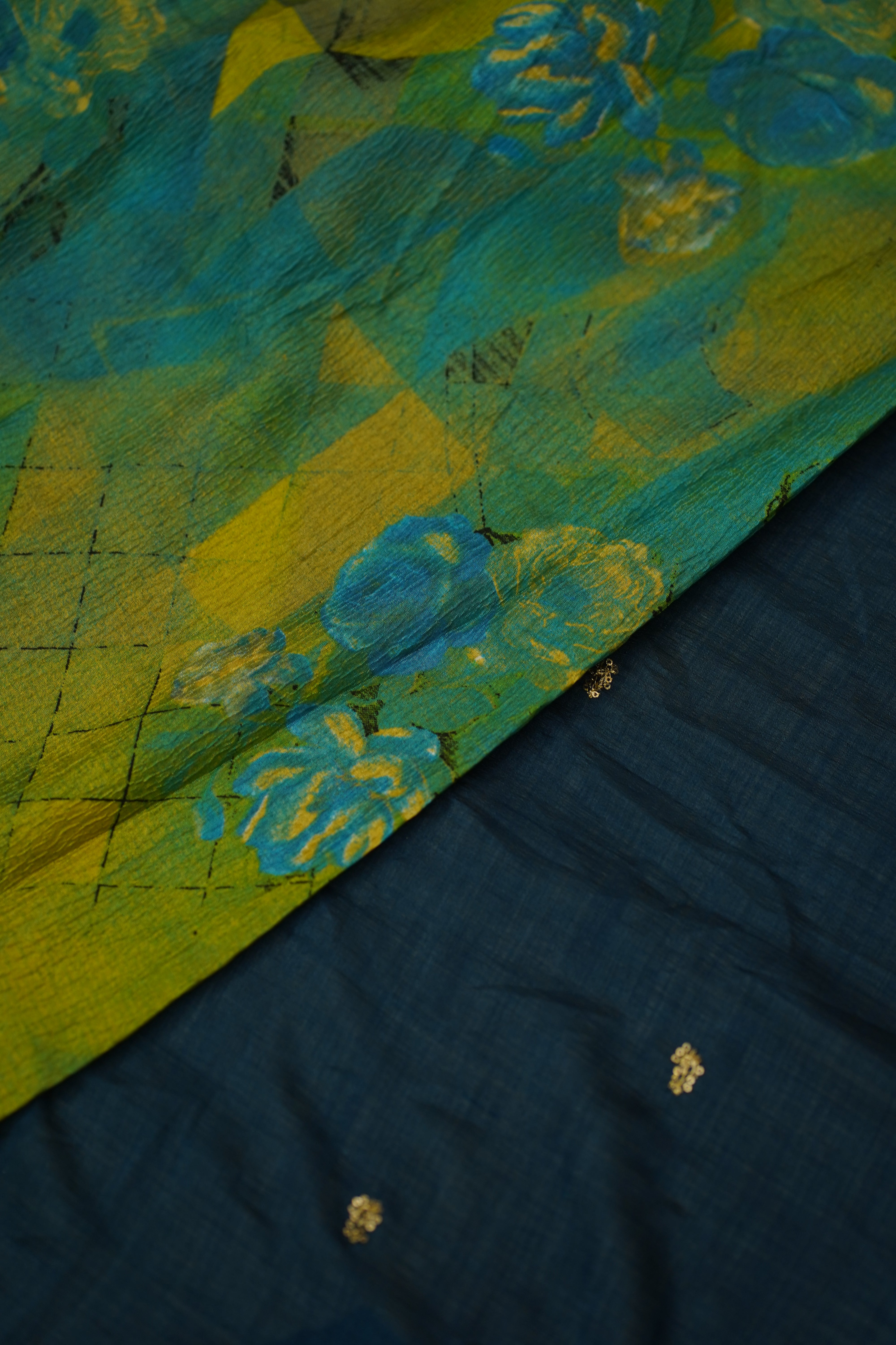 RAGINI CRINKLED CRAPE SILK laaki