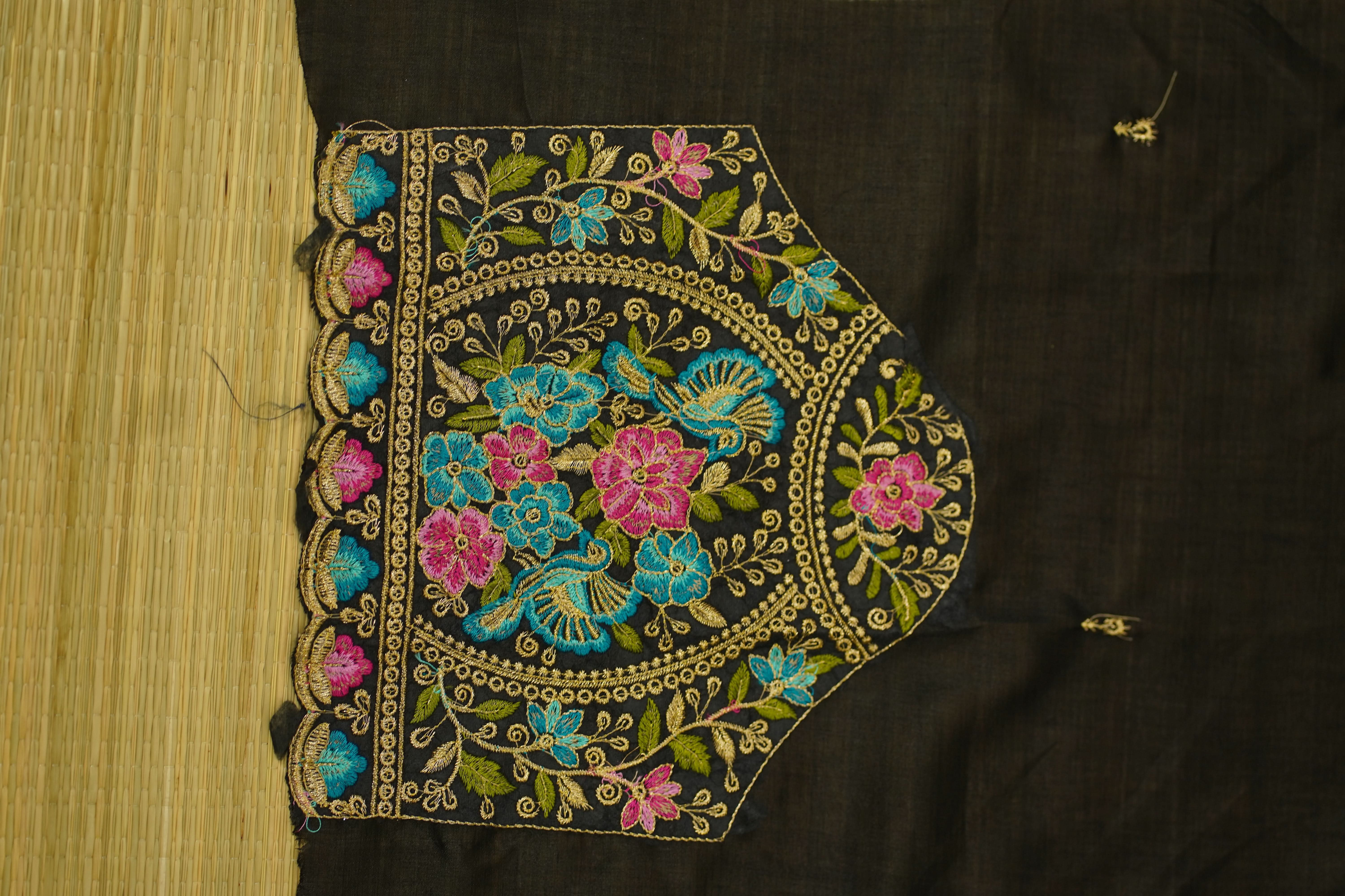 RAJITHA CRINKLED CRAPE SILK laaki