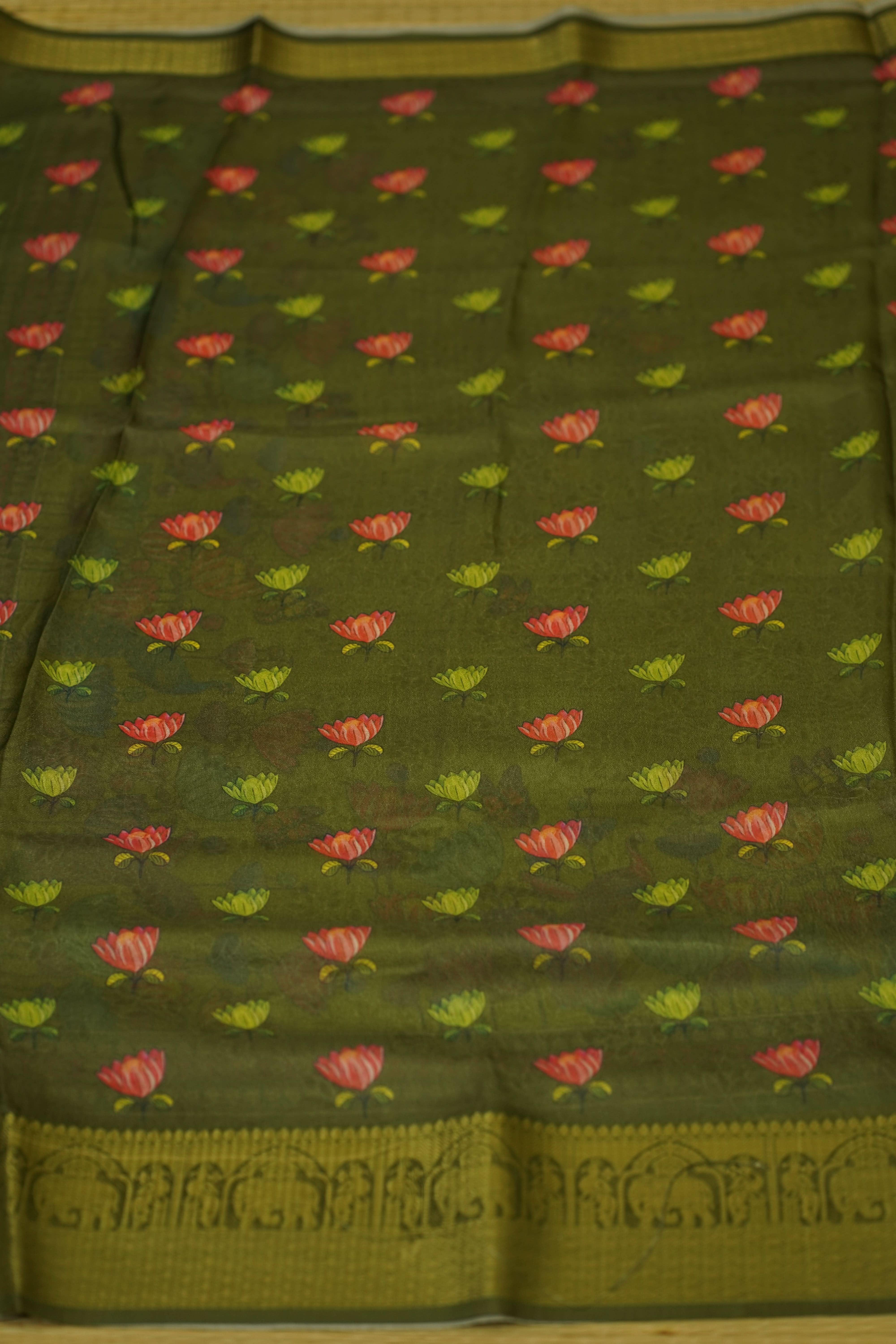 Nemaali fancy saree laaki