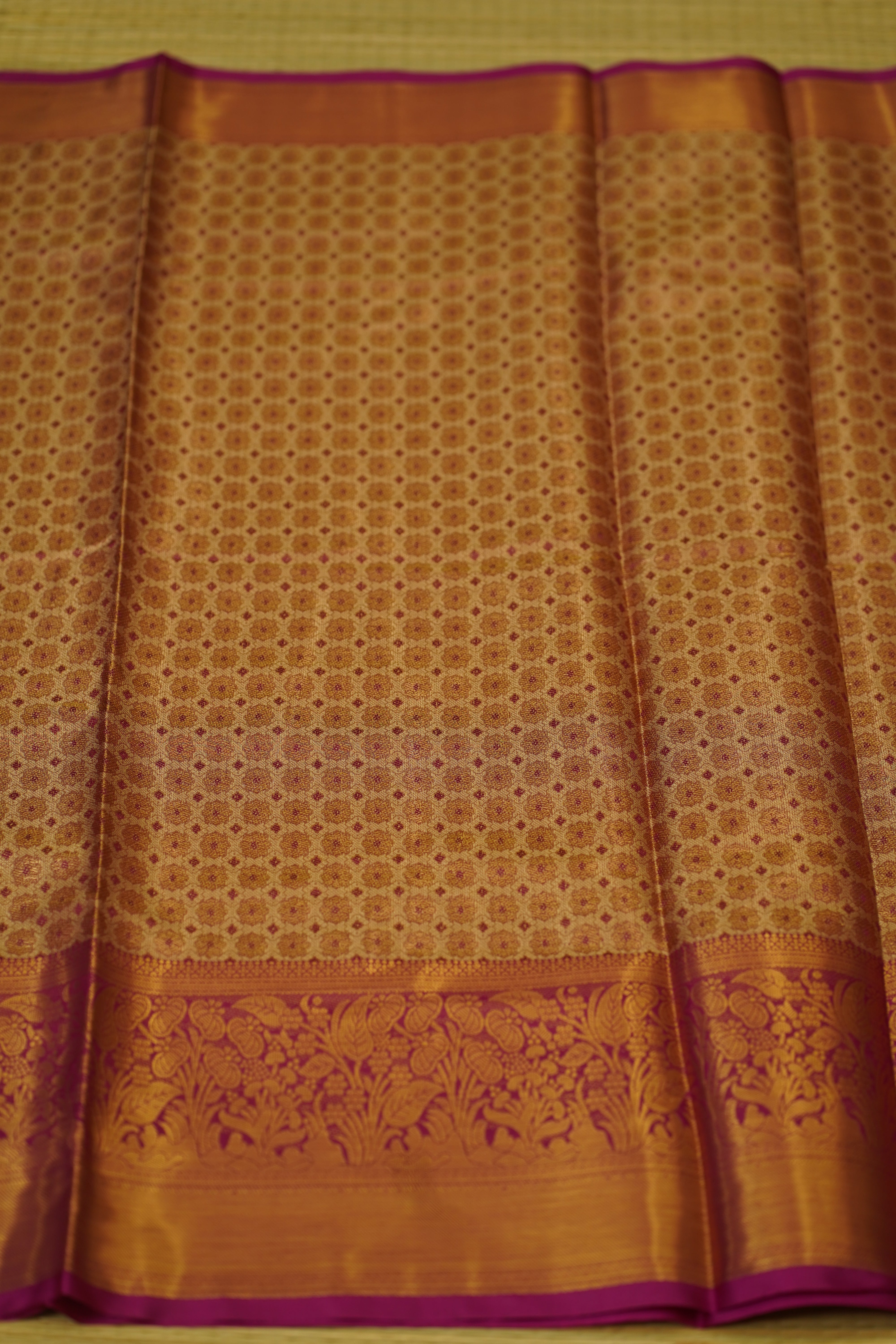 Saritha Semi Pattu Saree laaki