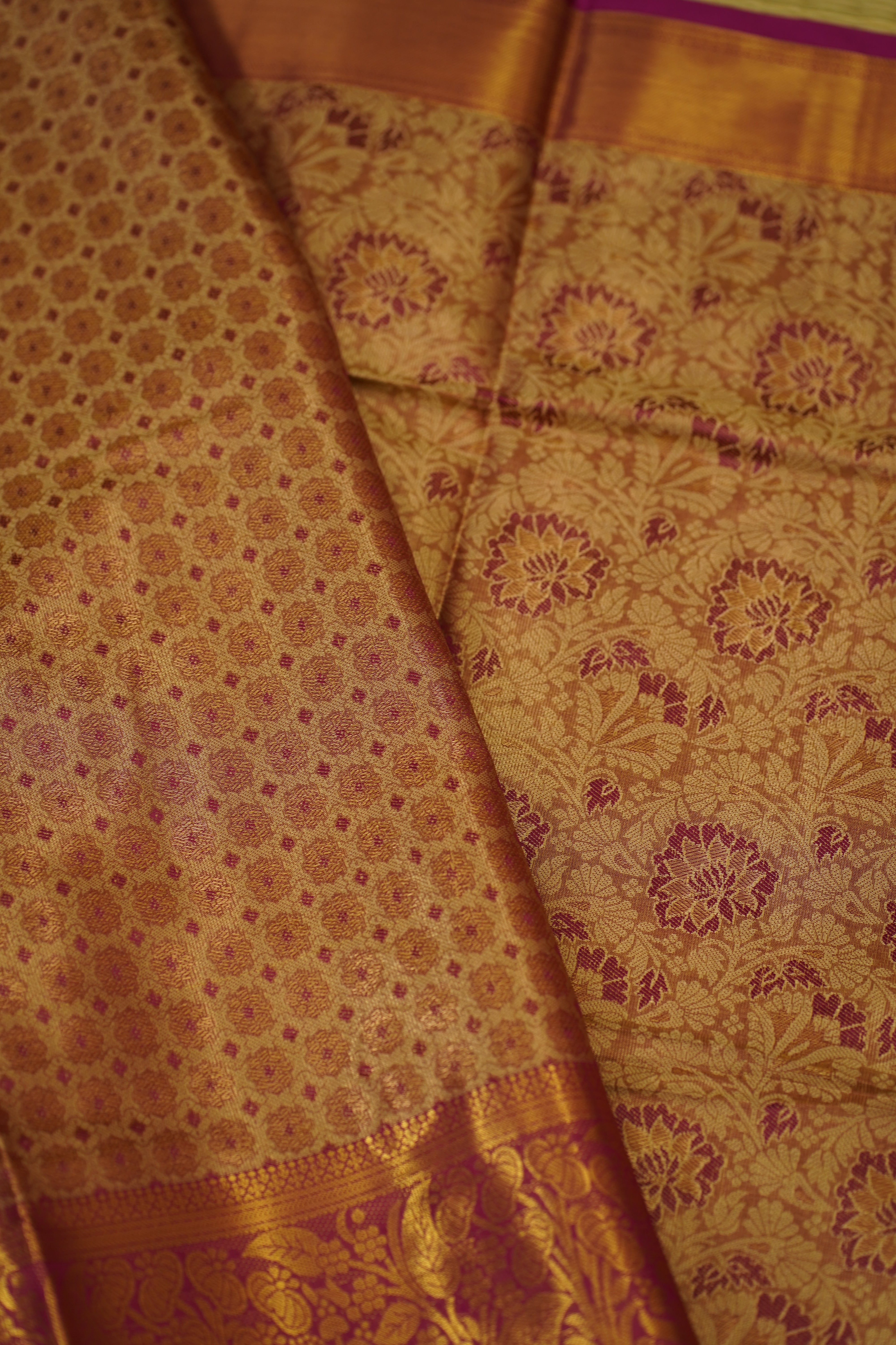 Saritha Semi Pattu Saree laaki