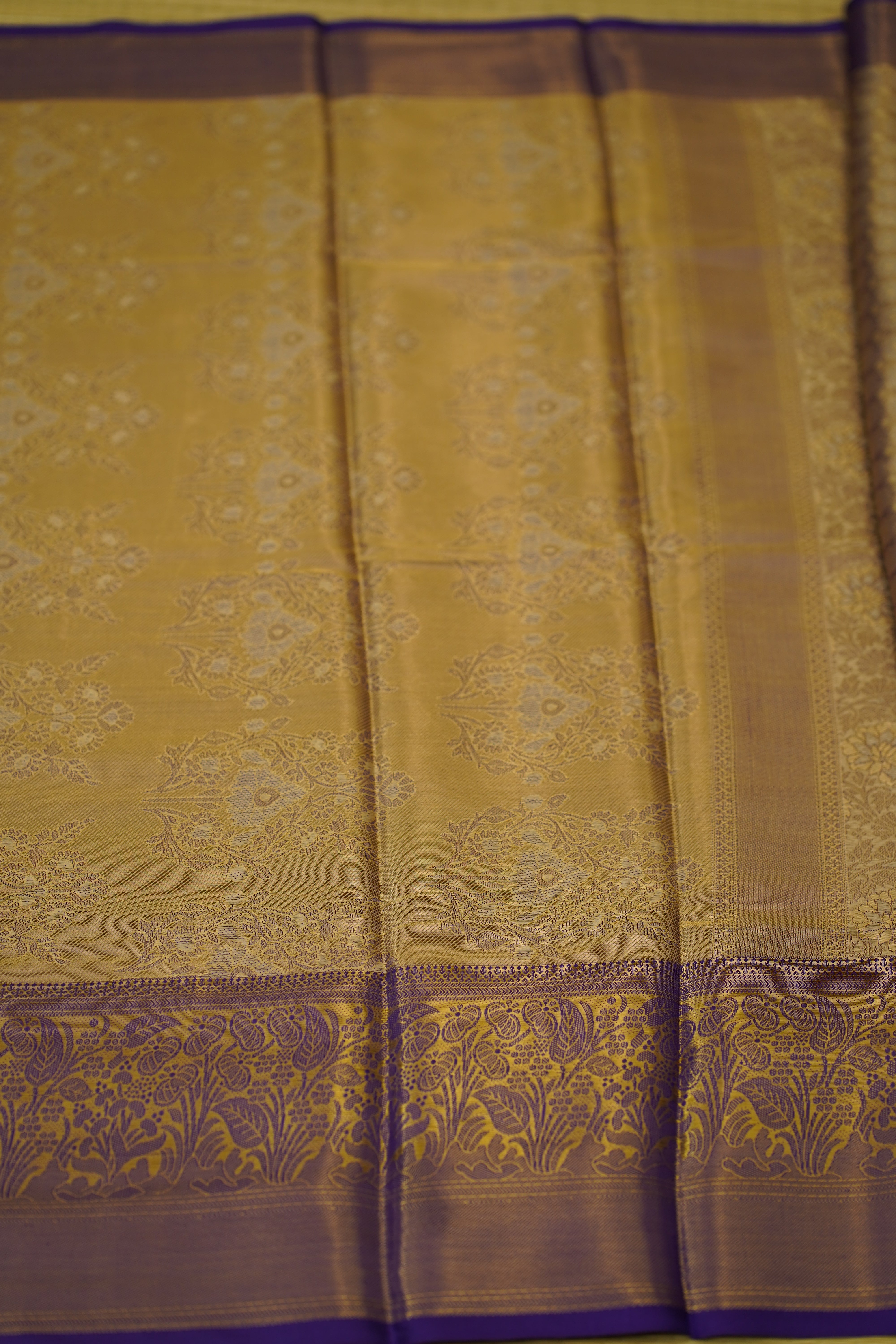Haritha Semi Pattu Saree laaki