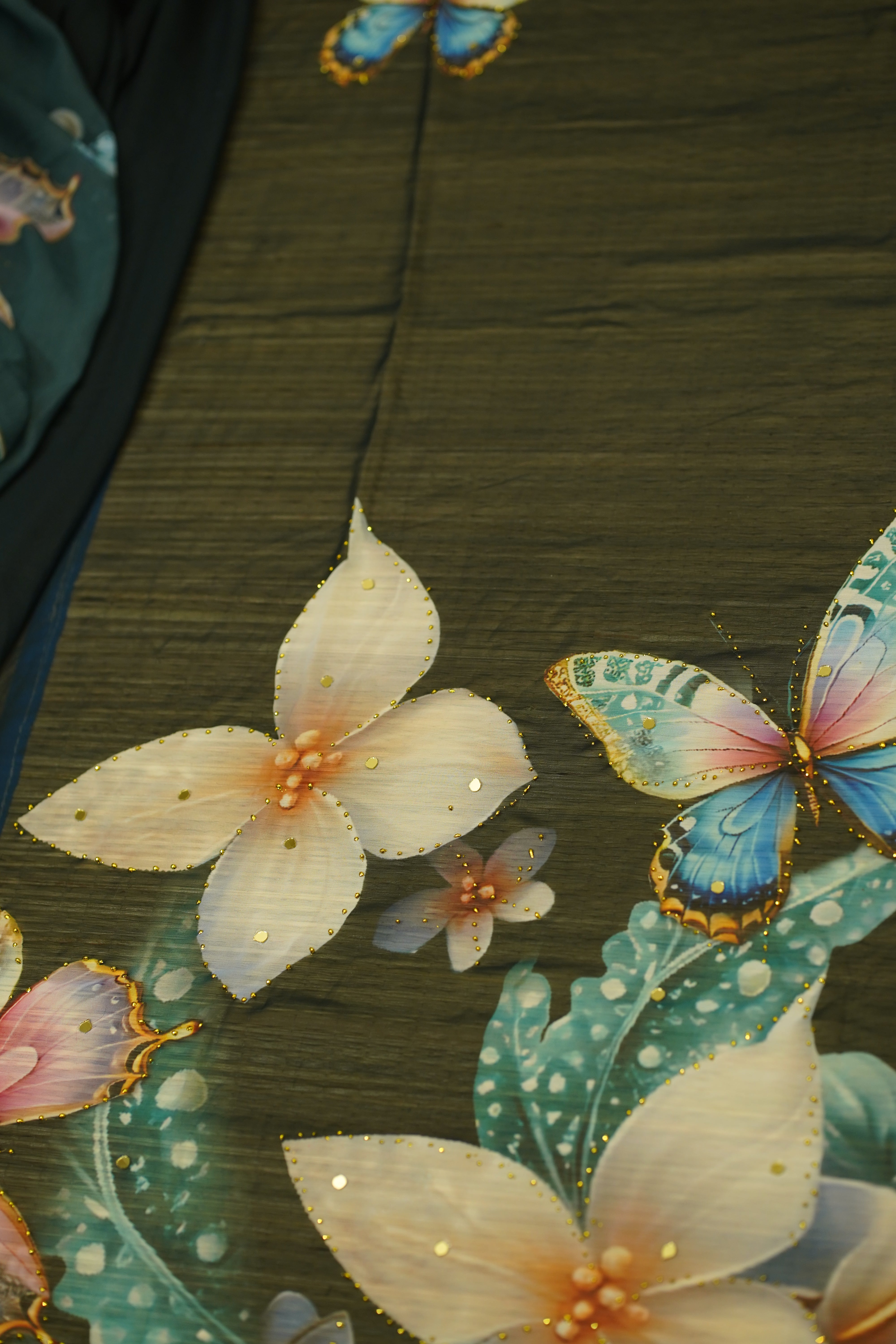 raaji green saree laaki