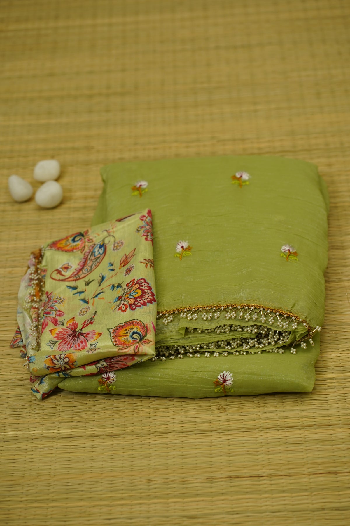 Neha fendi pearl laaki
