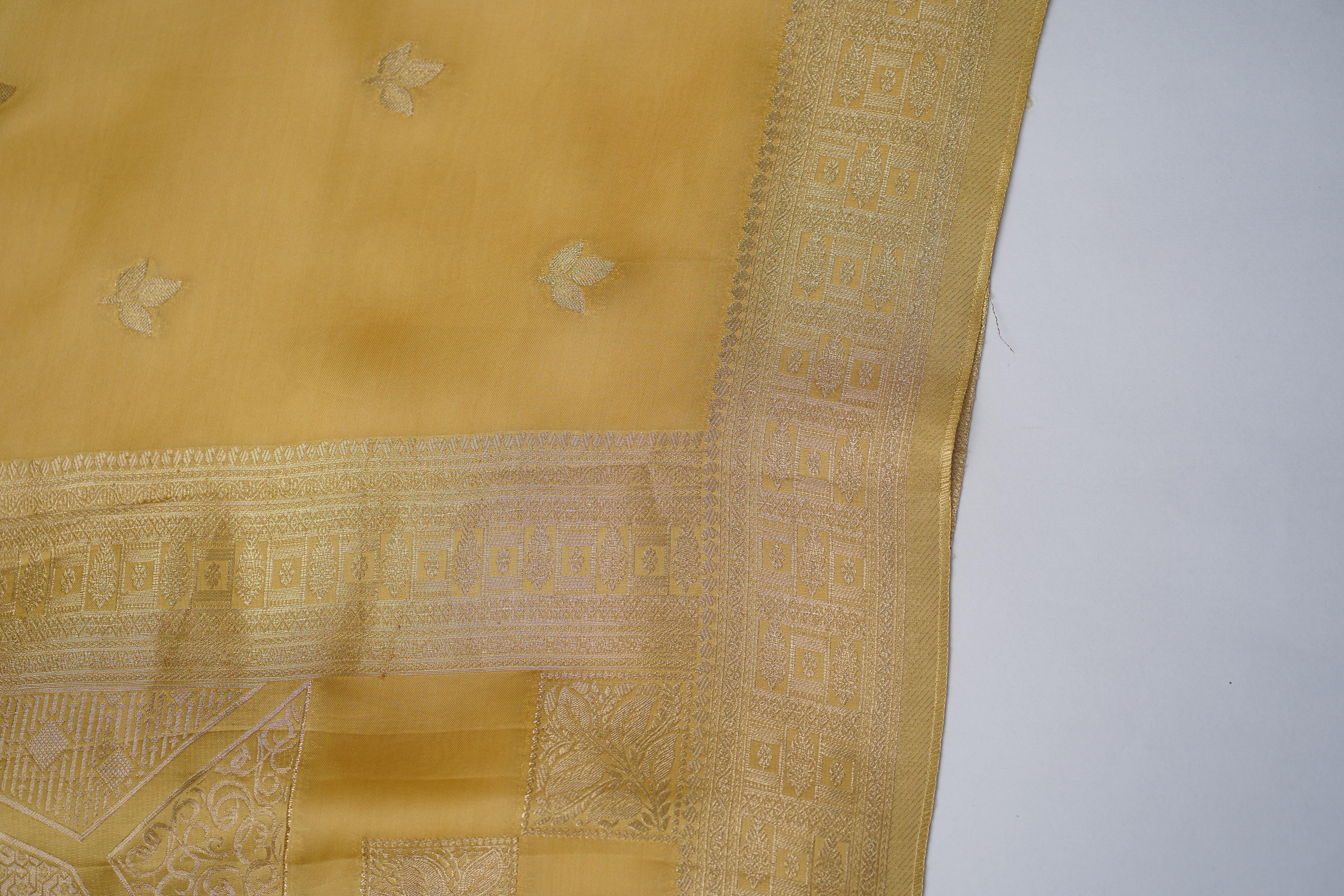 Sundari soft silk saree - laaki