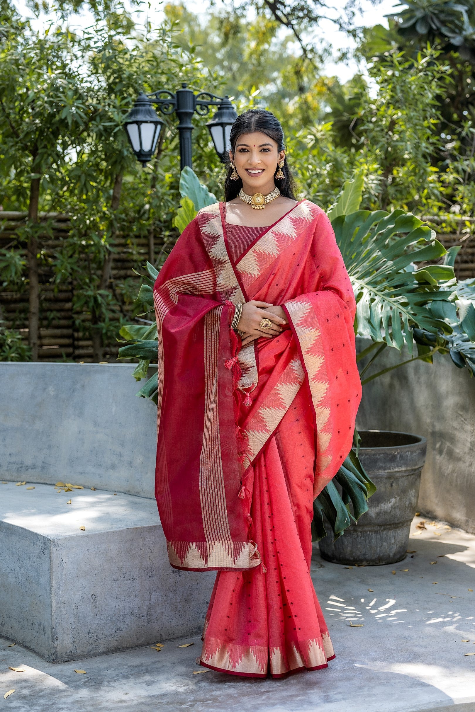 Radha Ikkat Saree laaki