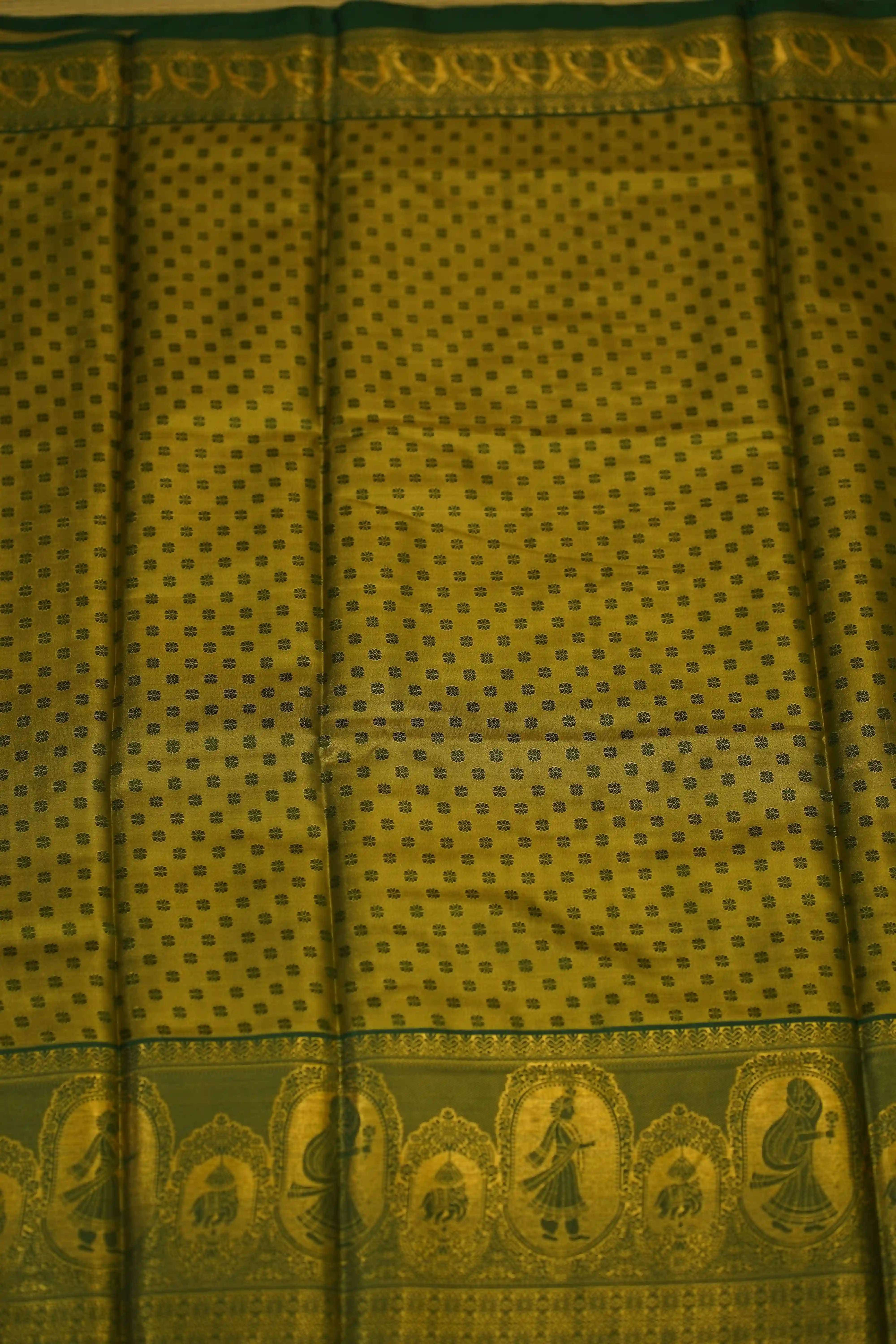Reena Dharmavaram Silk Saree