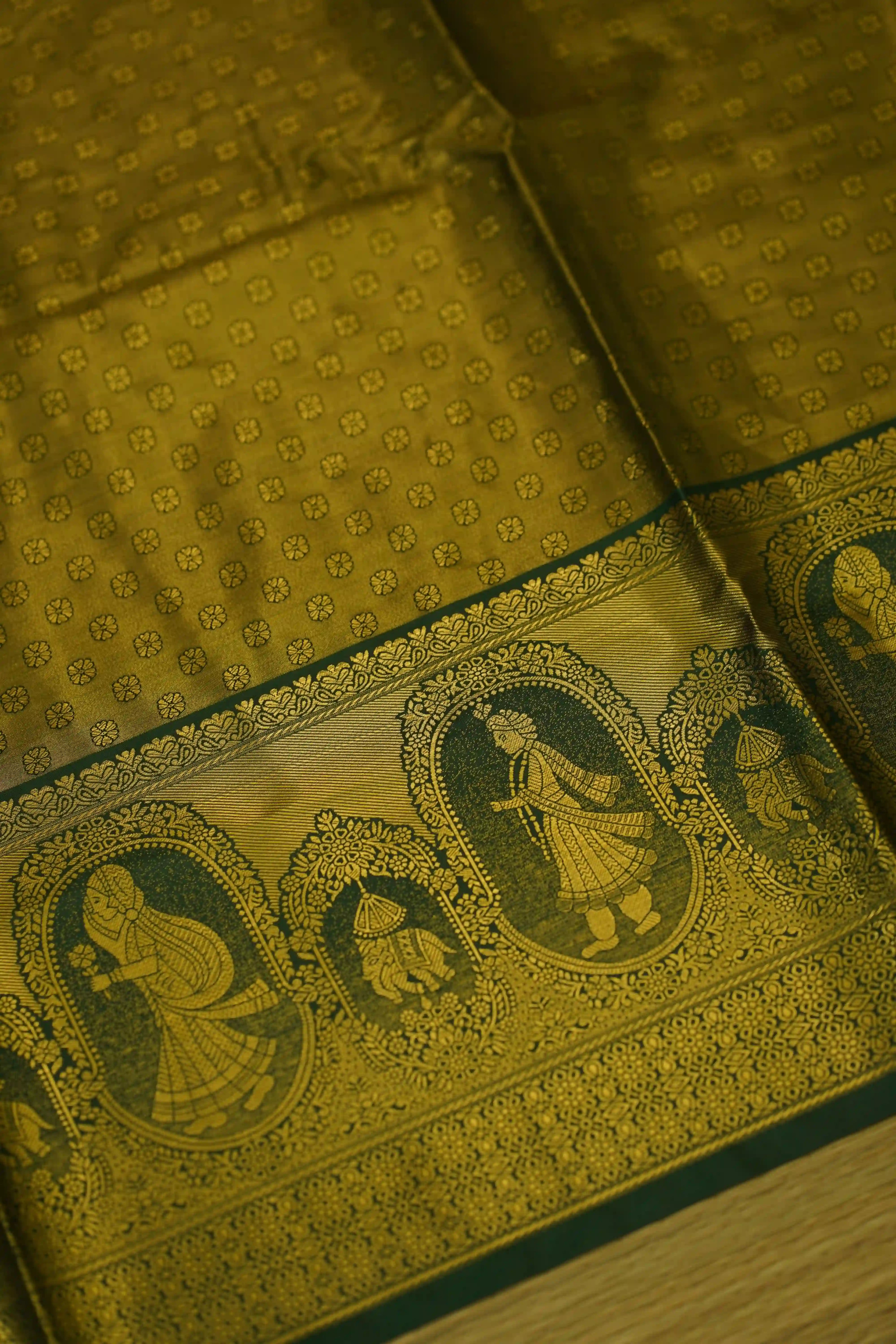Vedika Dharmavaram Silk Saree