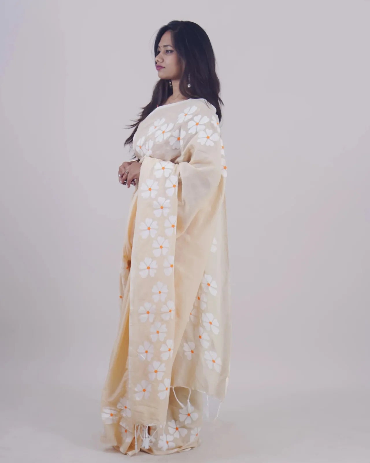 Divya Ivory Khadi Saree