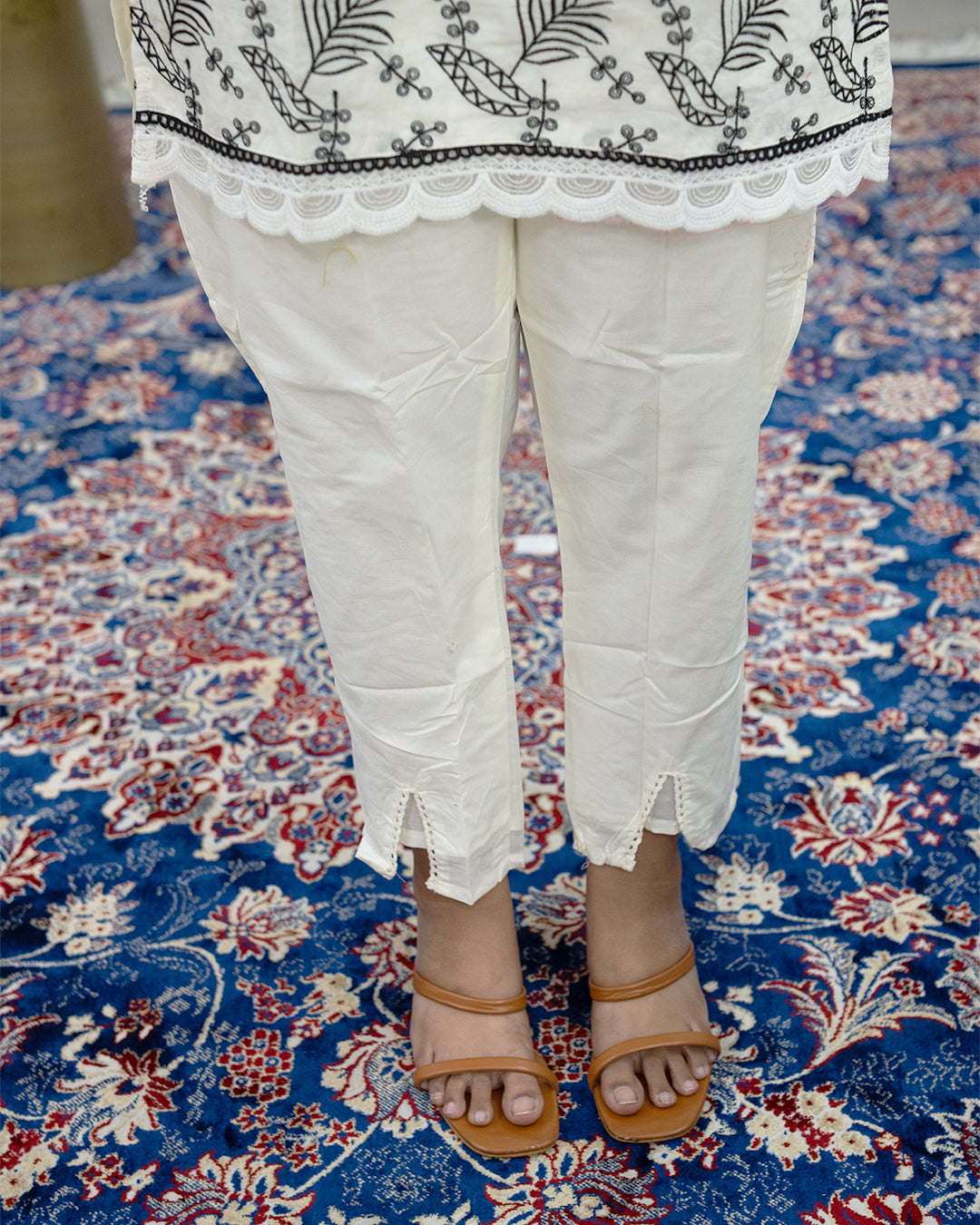 Priya White Printed Kurta Pant Set 2-Piece